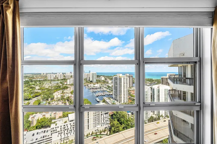 037-3500MysticPointeDrive-PH4-Aventura-F
