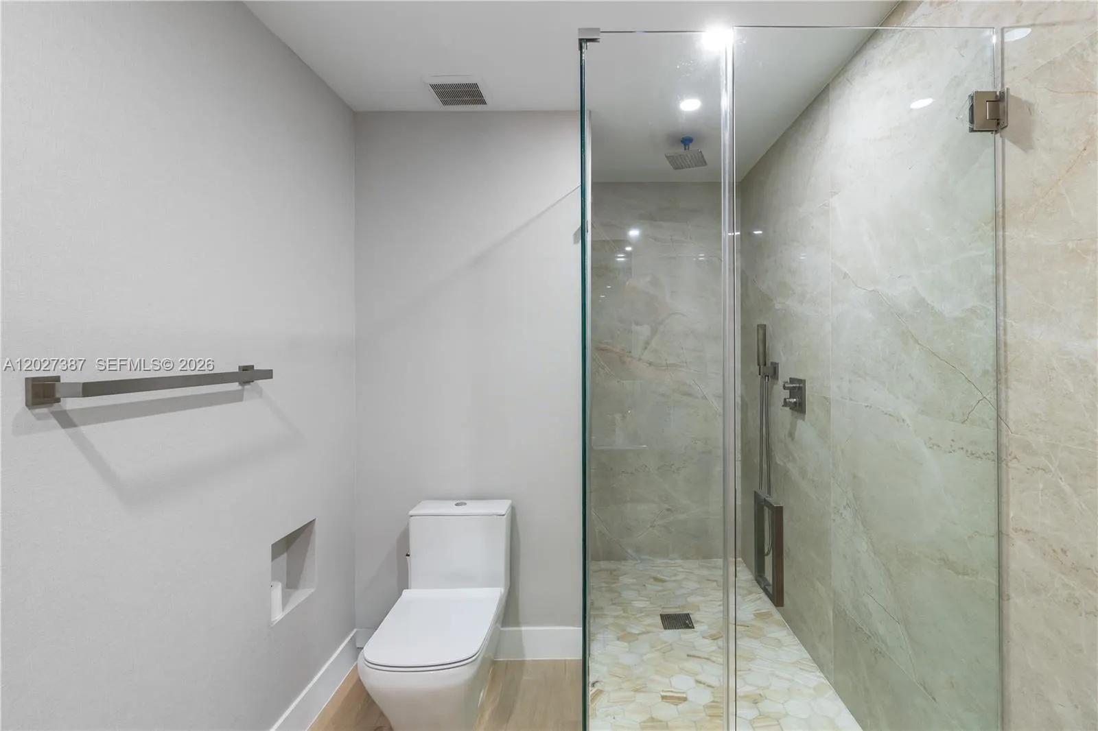 Property photo 73