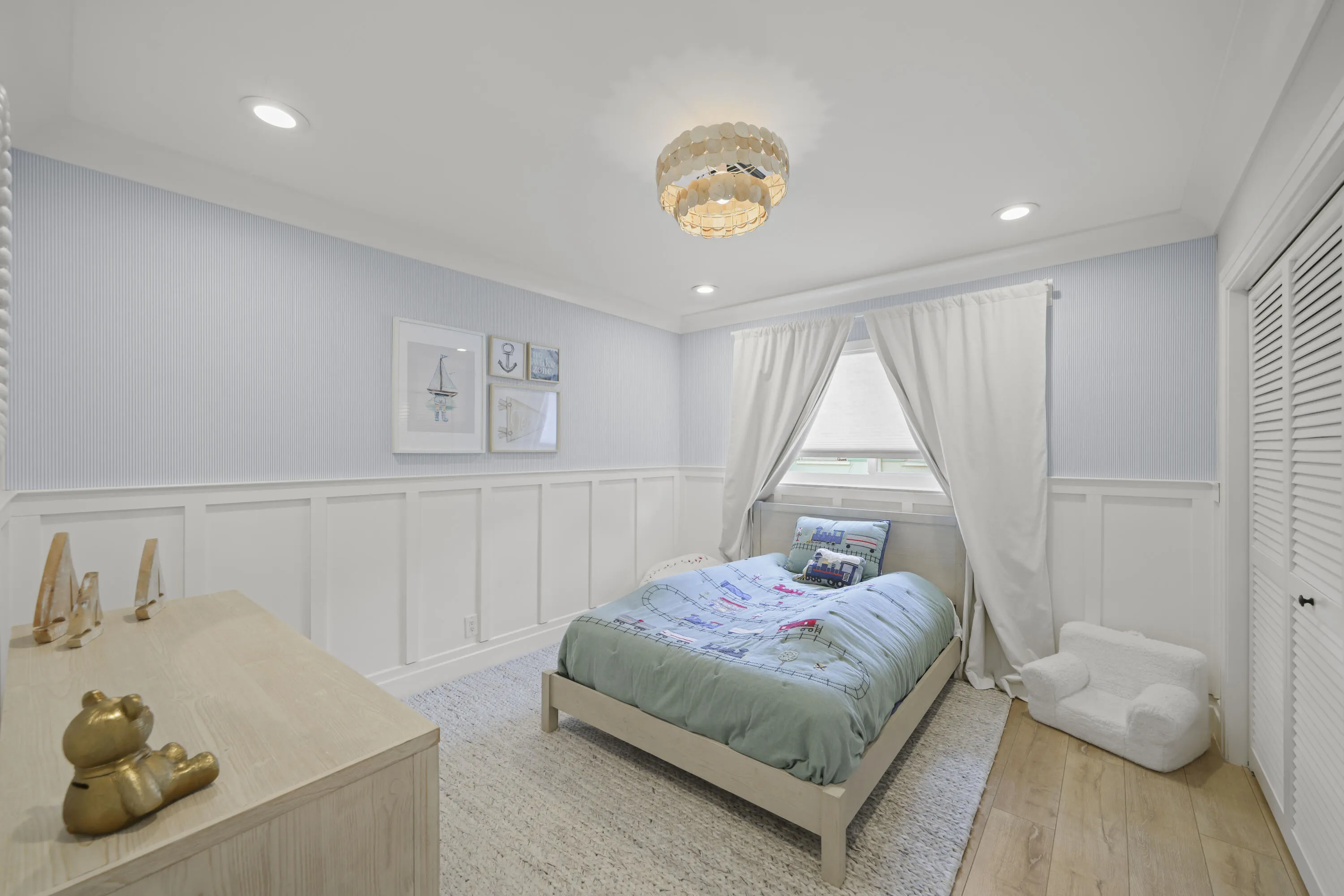 621 Apple Tree Lane - 34.jpg-FULL
