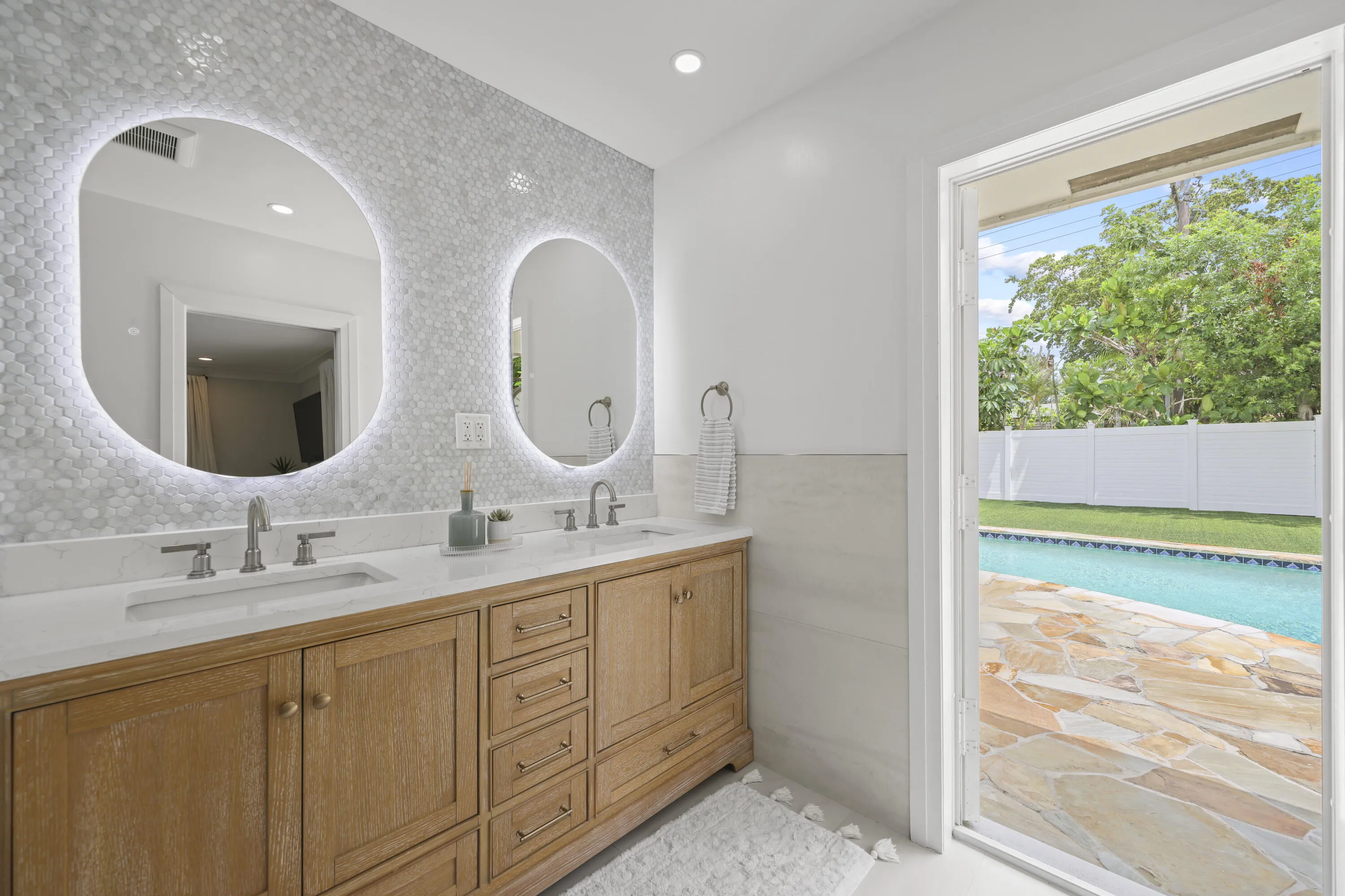 621 Apple Tree Lane - 41.jpg-FULL