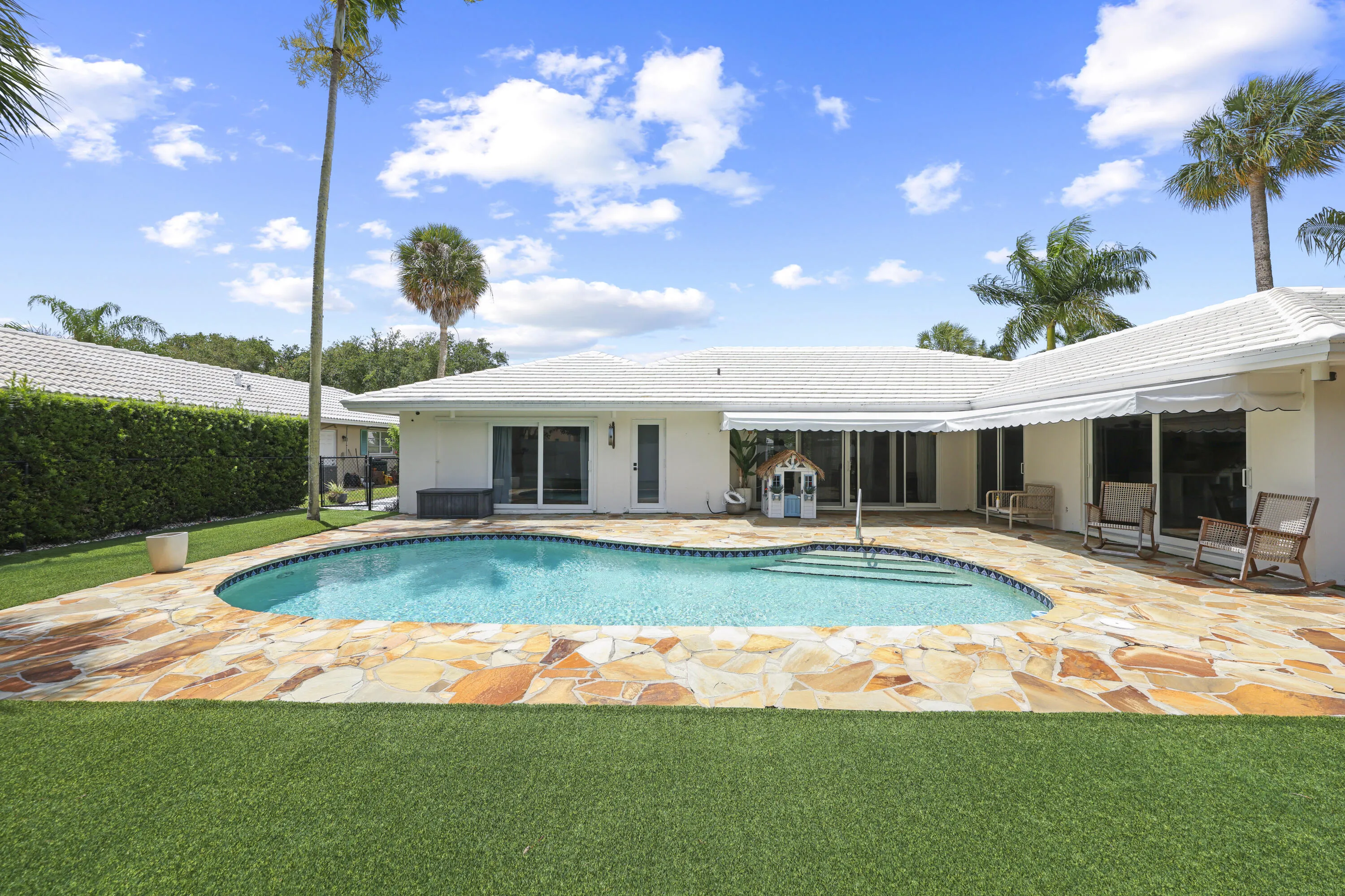 621 Apple Tree Lane - 45.jpg-FULL