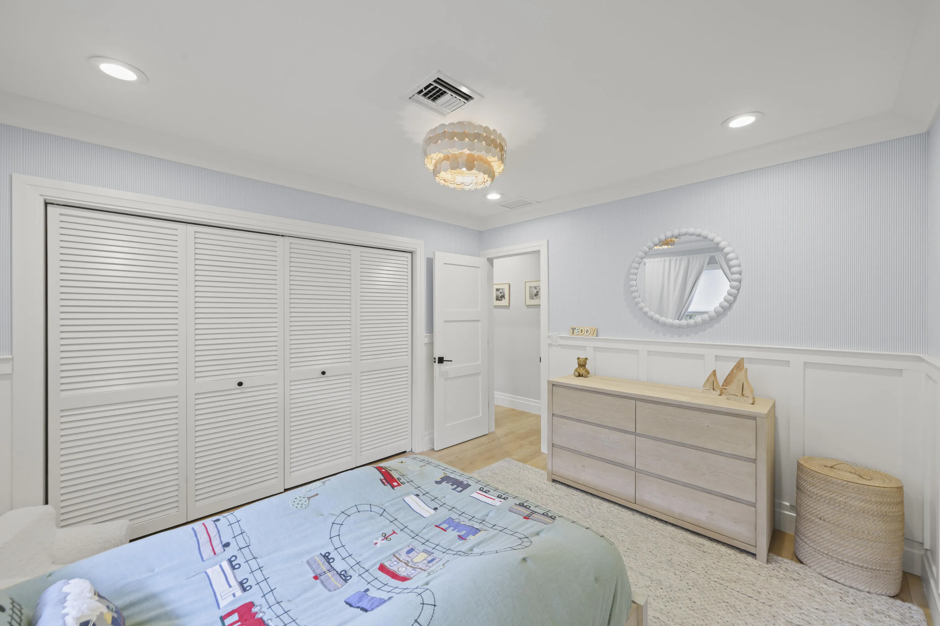 621 Apple Tree Lane - 35.jpg-FULL
