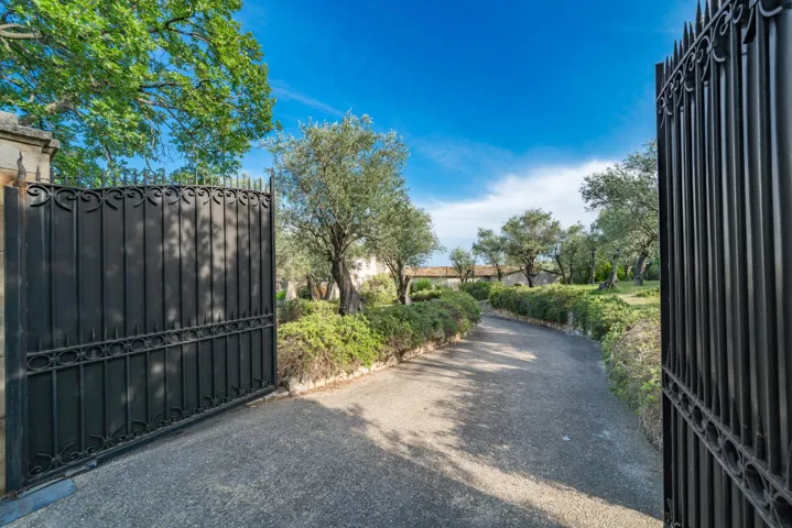 Gate entrance