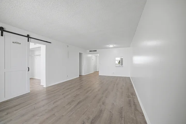 Livingroom-C