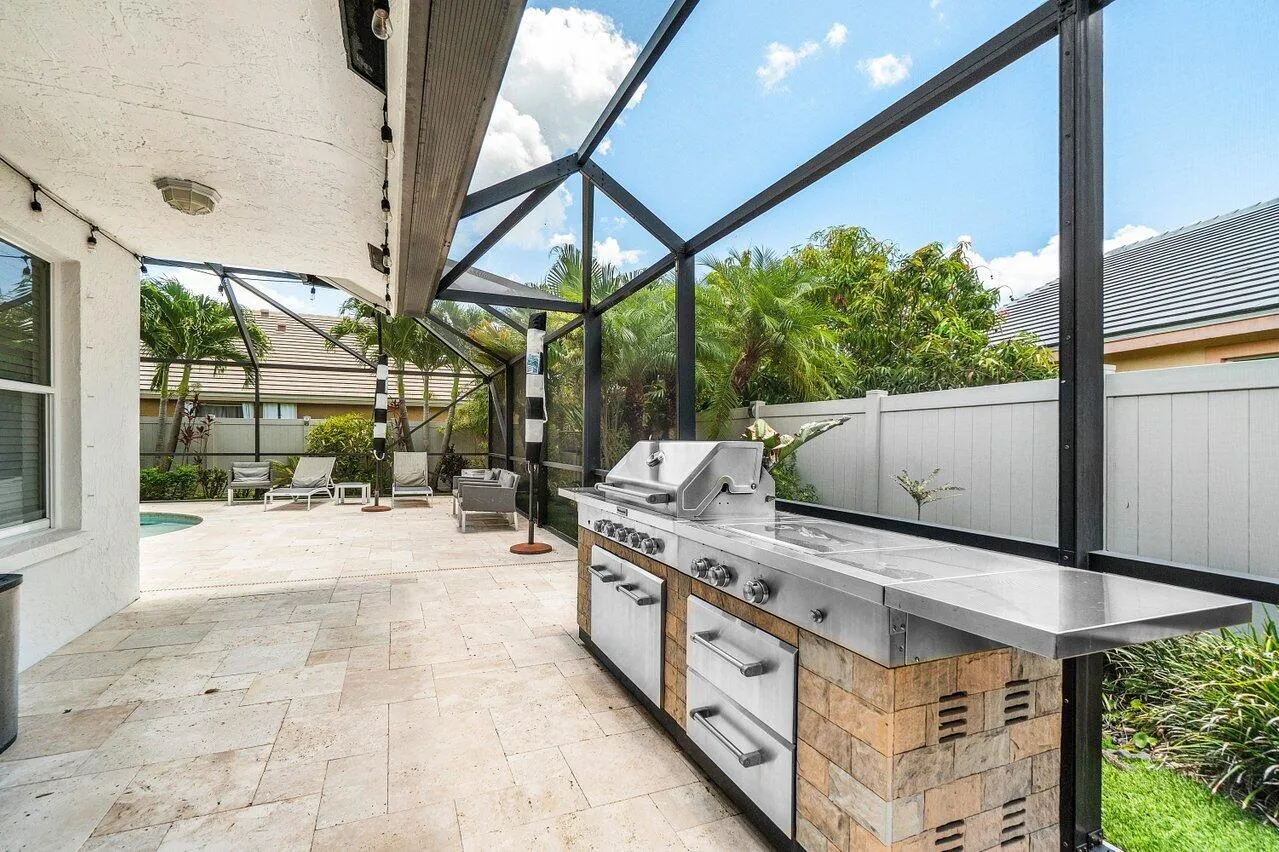 033-2470SandstoneCourt-Wellington-FL-334