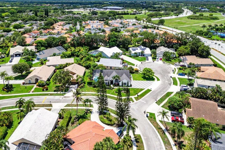 050-2470SandstoneCourt-Wellington-FL-334