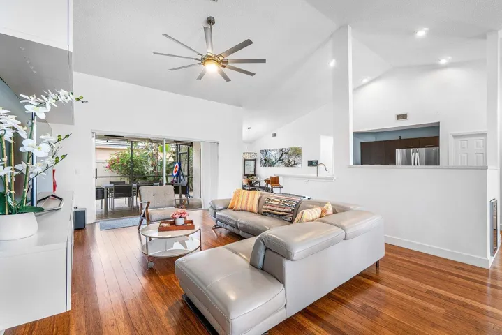 010-2470SandstoneCourt-Wellington-FL-334