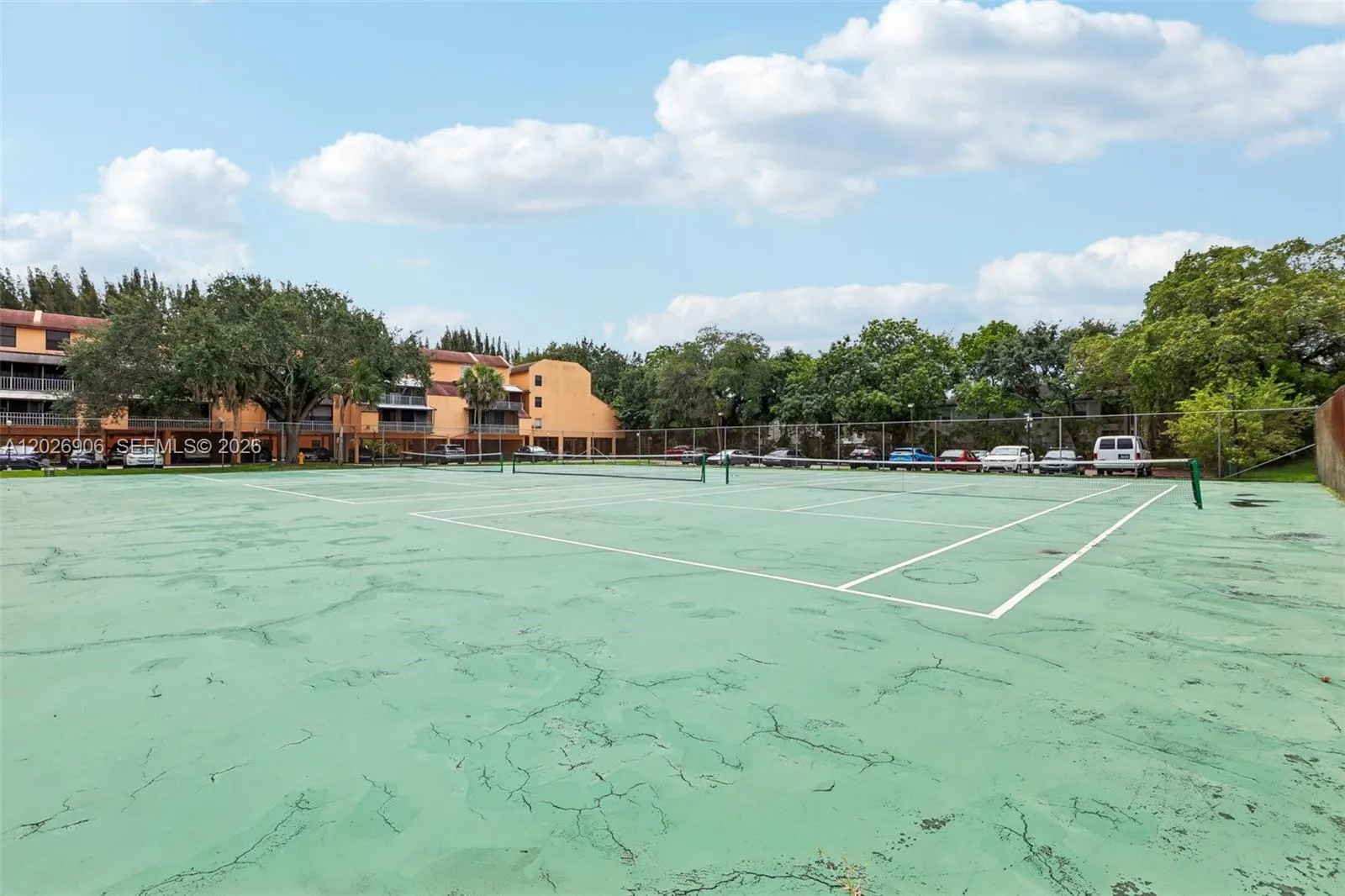 Property photo 334