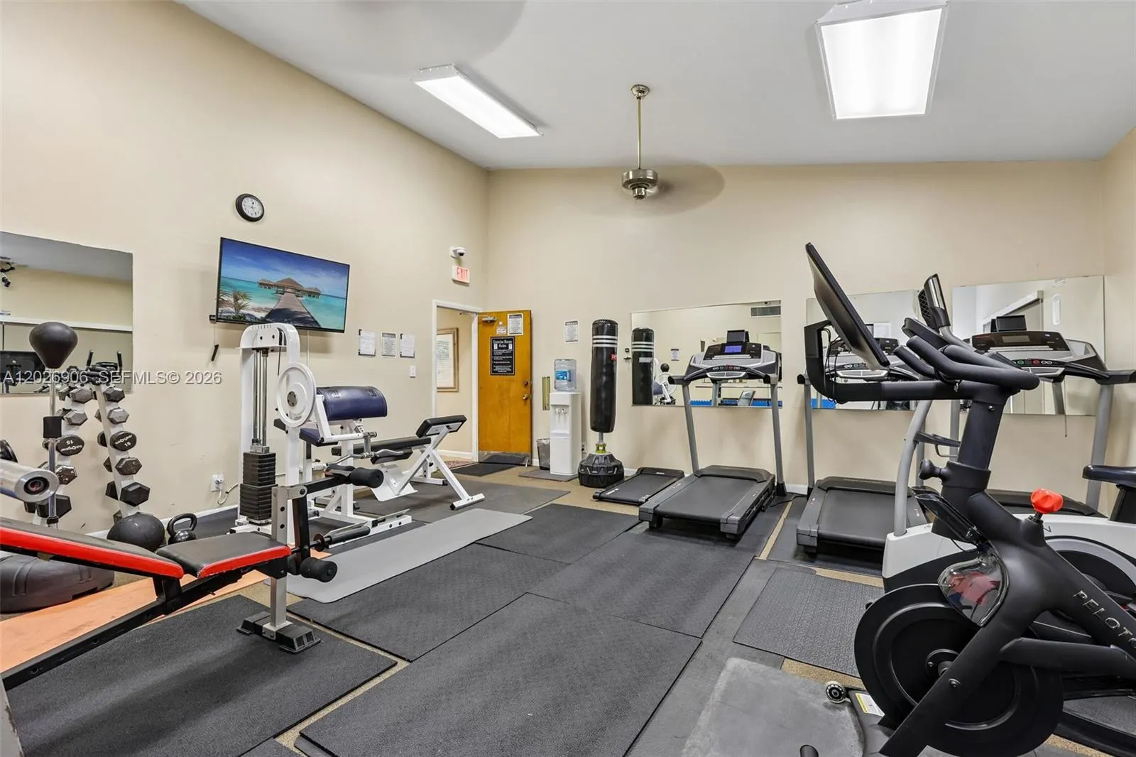 Property photo 228