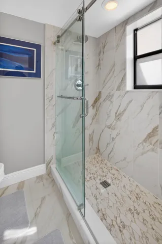 Guest Shower