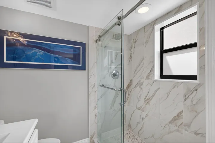 Guest Shower