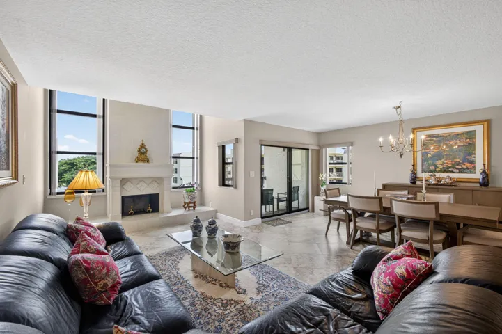 Living room 2