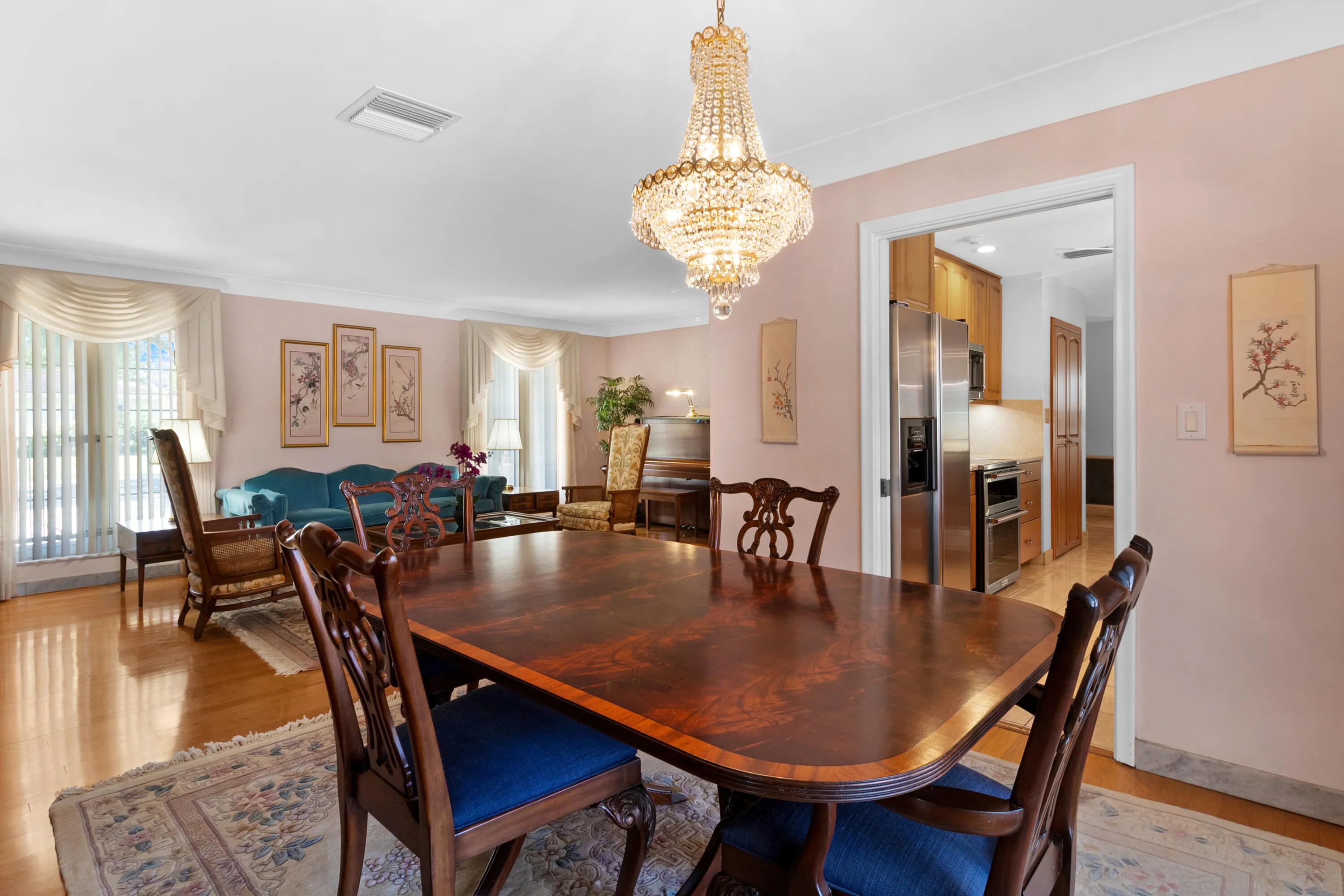 AccuTour_01 2141-ne-67th-st-012