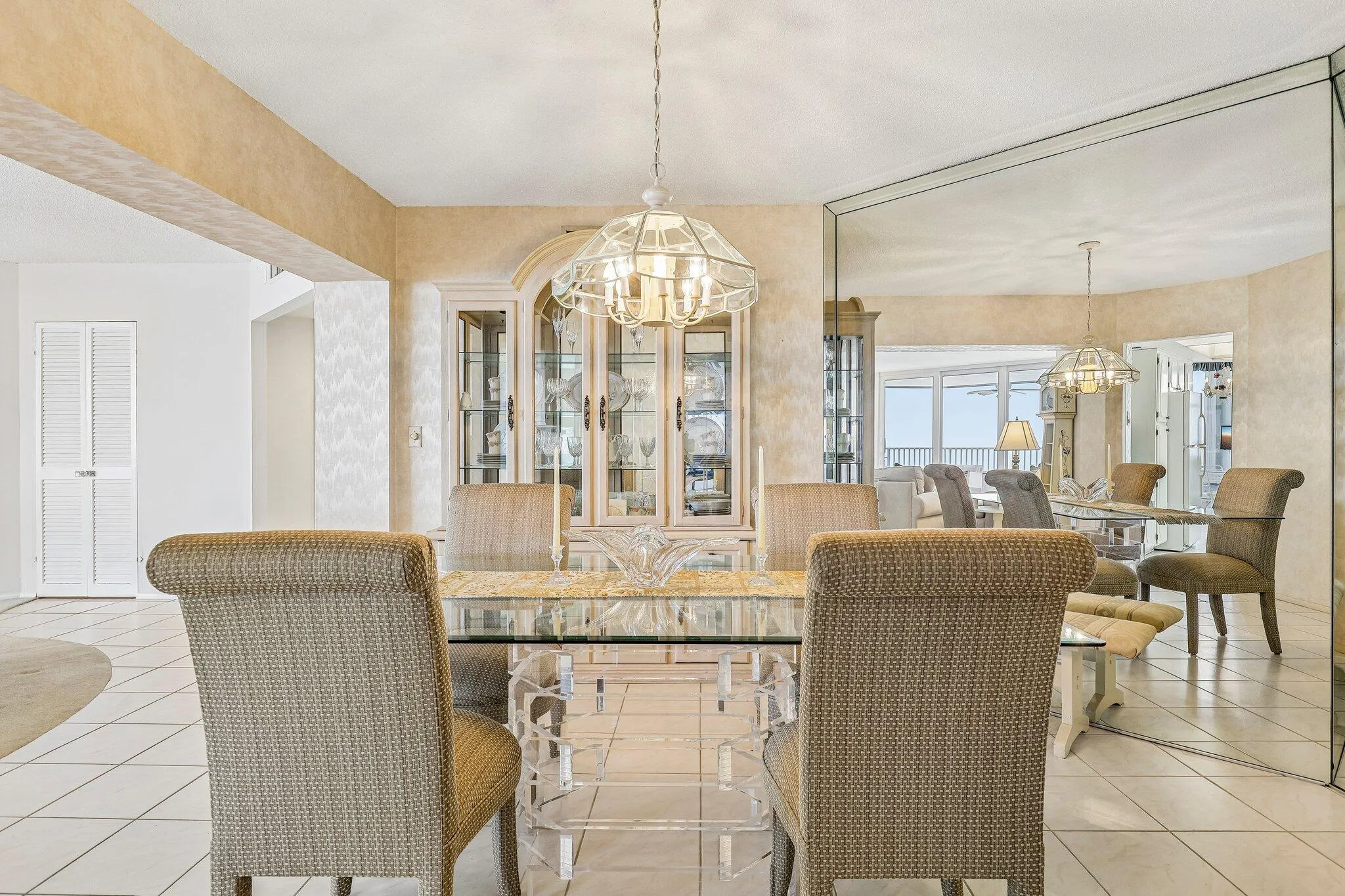 35-web-or-mls-S Ocean Blvd 2303-S0306-01