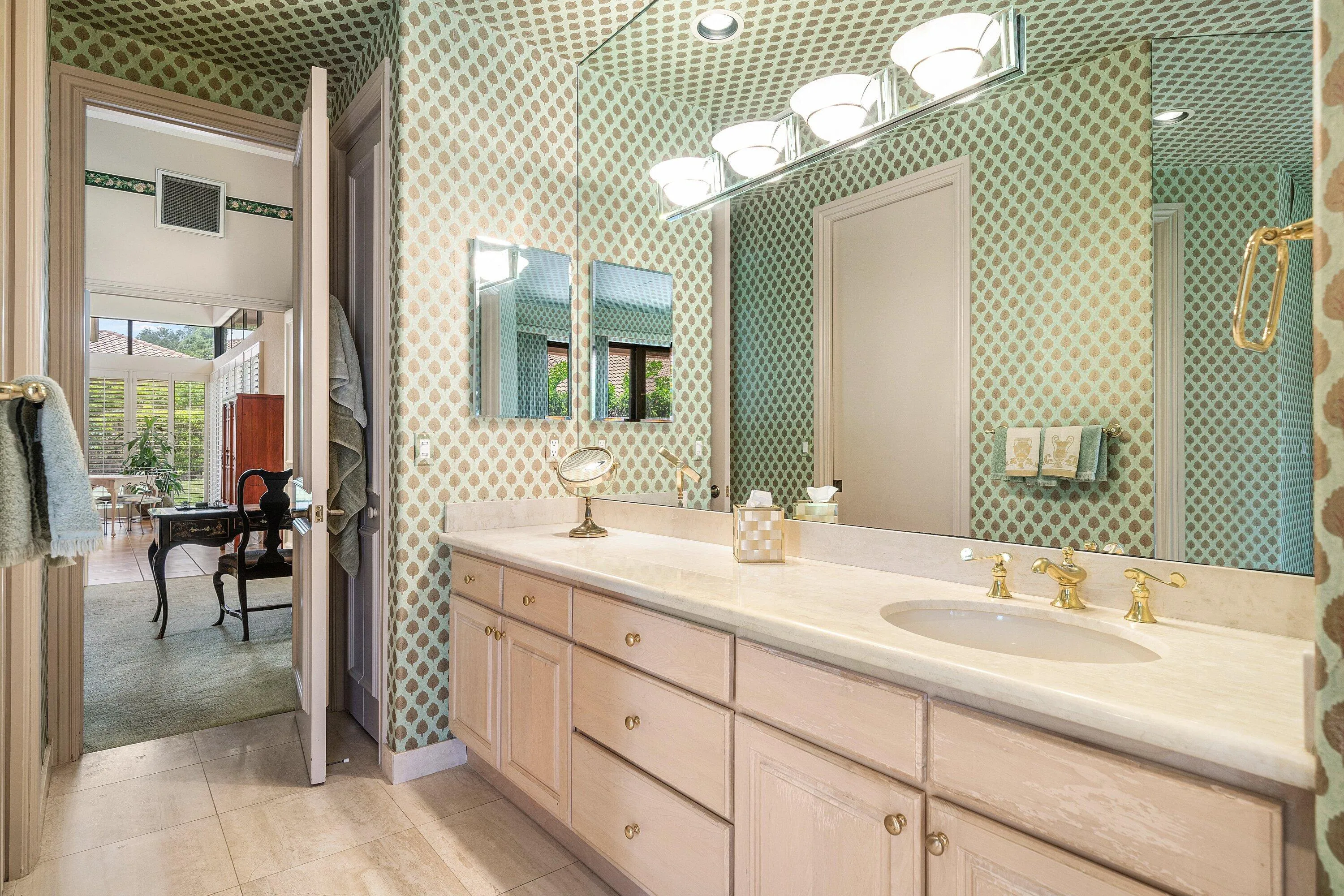 053-4727BocaireBoulevard-BocaRaton-FL-33