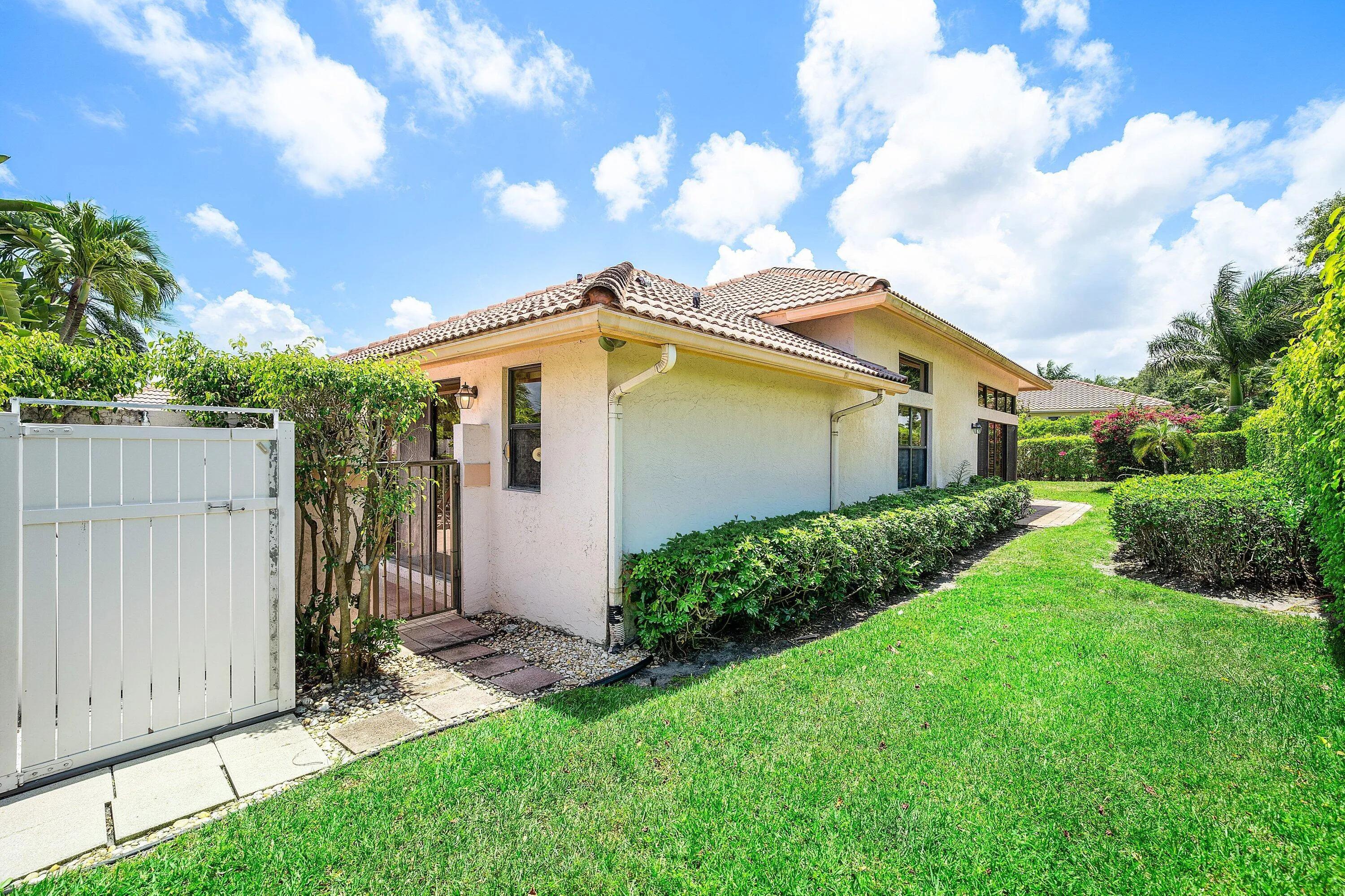 058-4727BocaireBoulevard-BocaRaton-FL-33