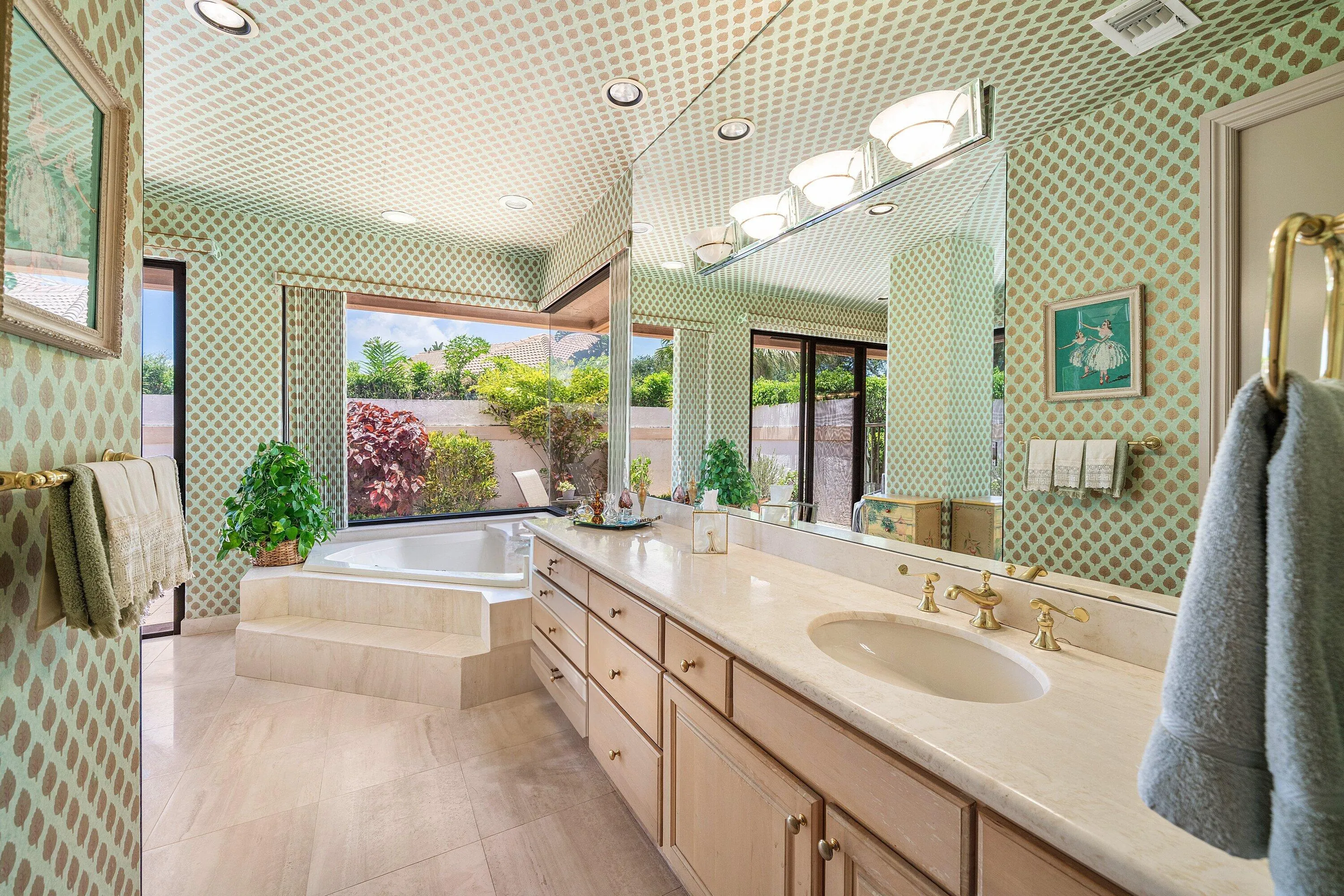 050-4727BocaireBoulevard-BocaRaton-FL-33