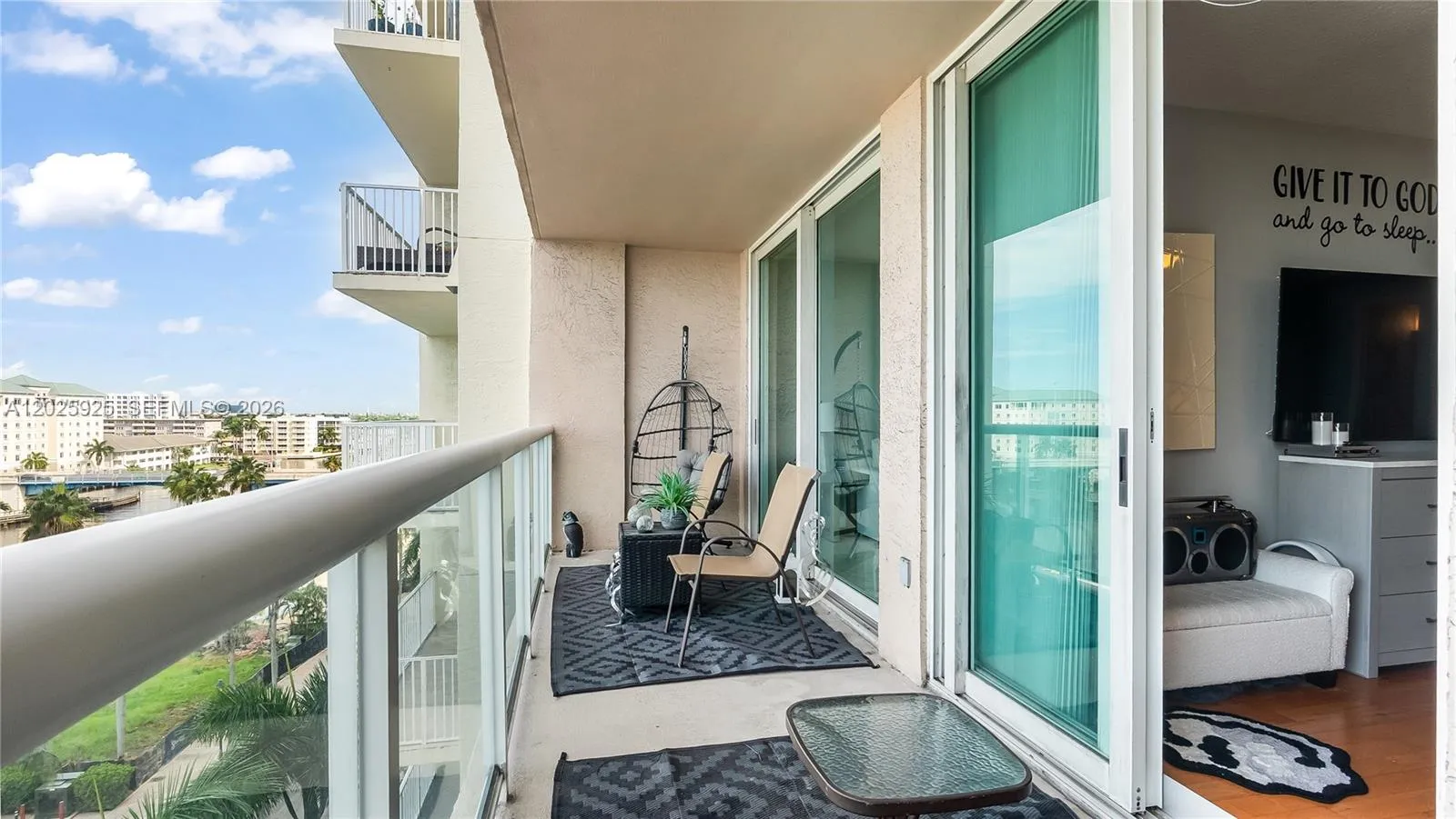 Photo 35