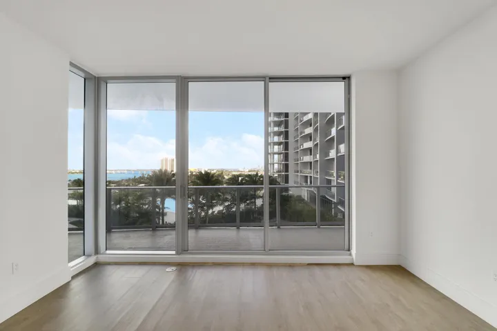 Great Room - balcony