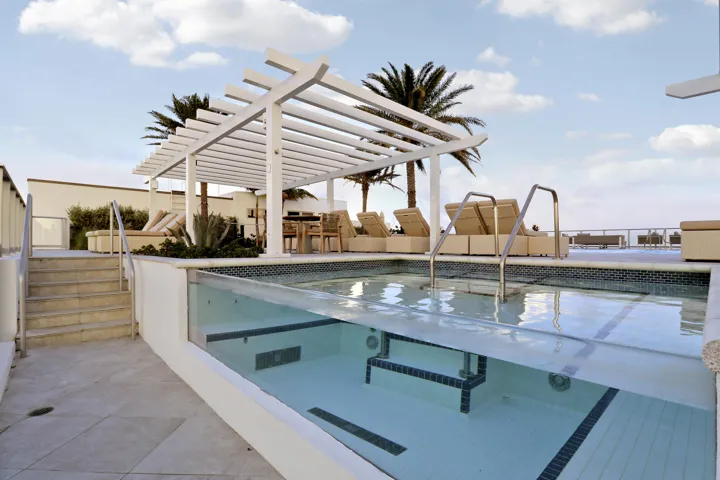 Spa - roof top