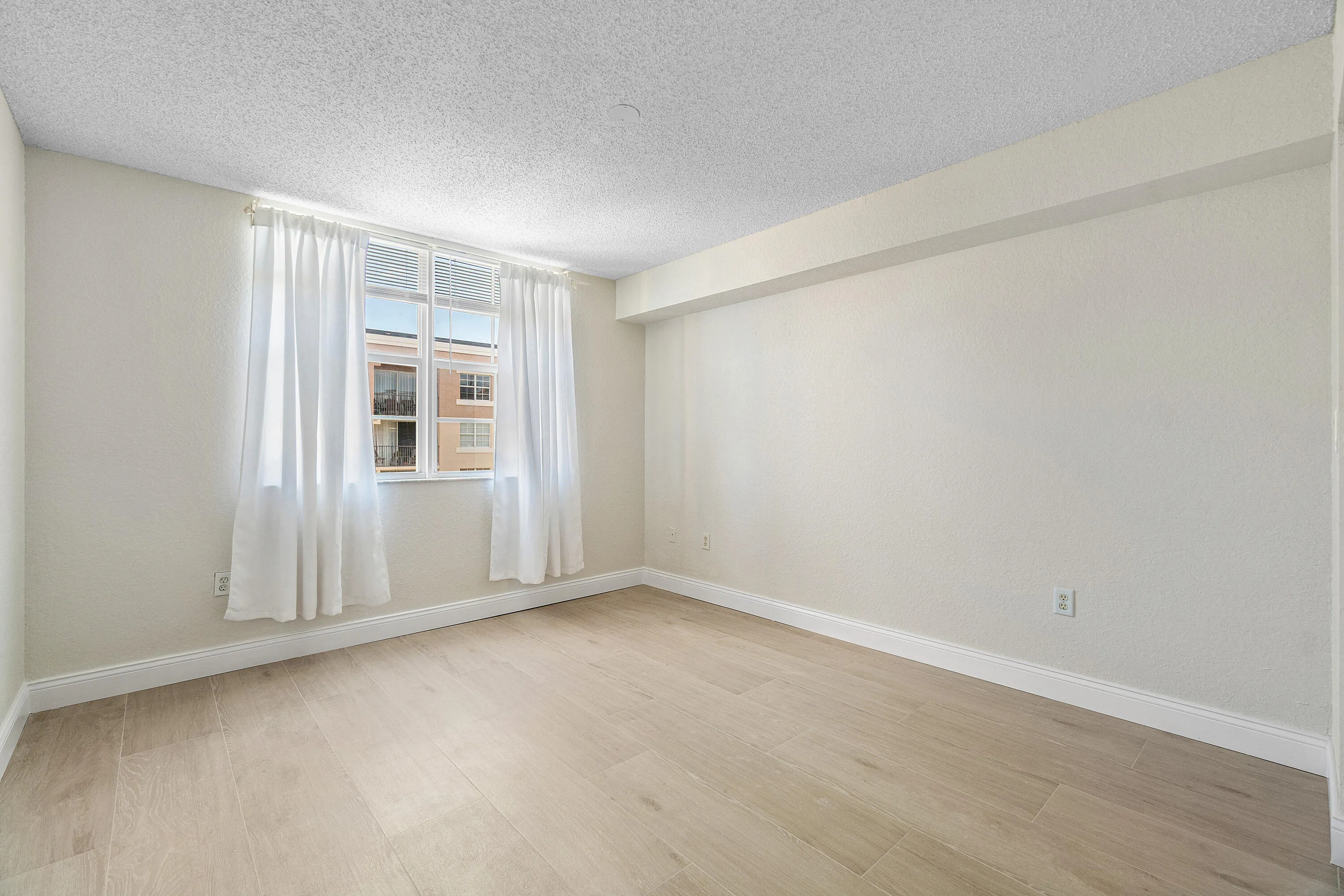 021-1801NorthFlaglerDrive-835-WestPalmBe