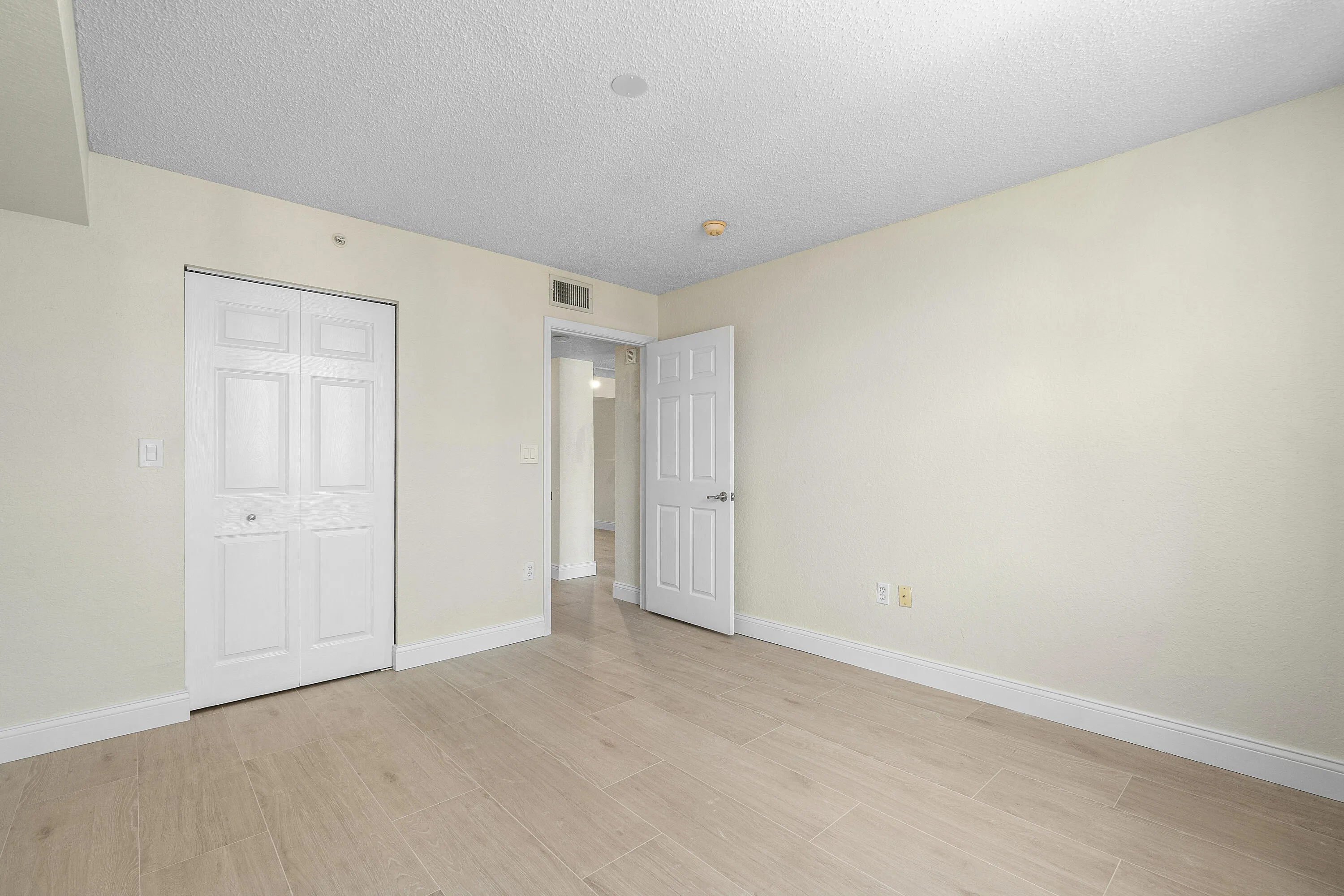 023-1801NorthFlaglerDrive-835-WestPalmBe