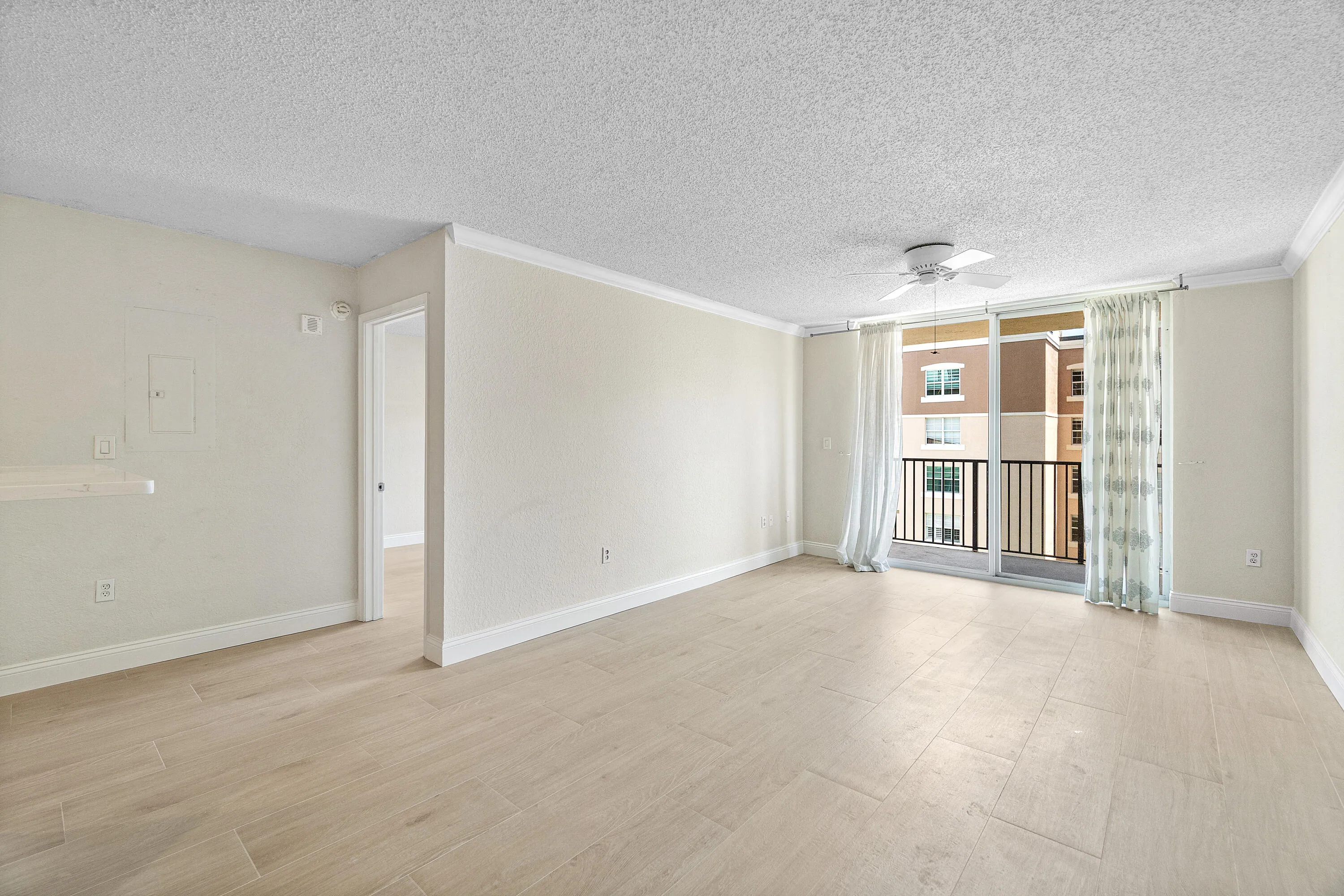 005-1801NorthFlaglerDrive-835-WestPalmBe