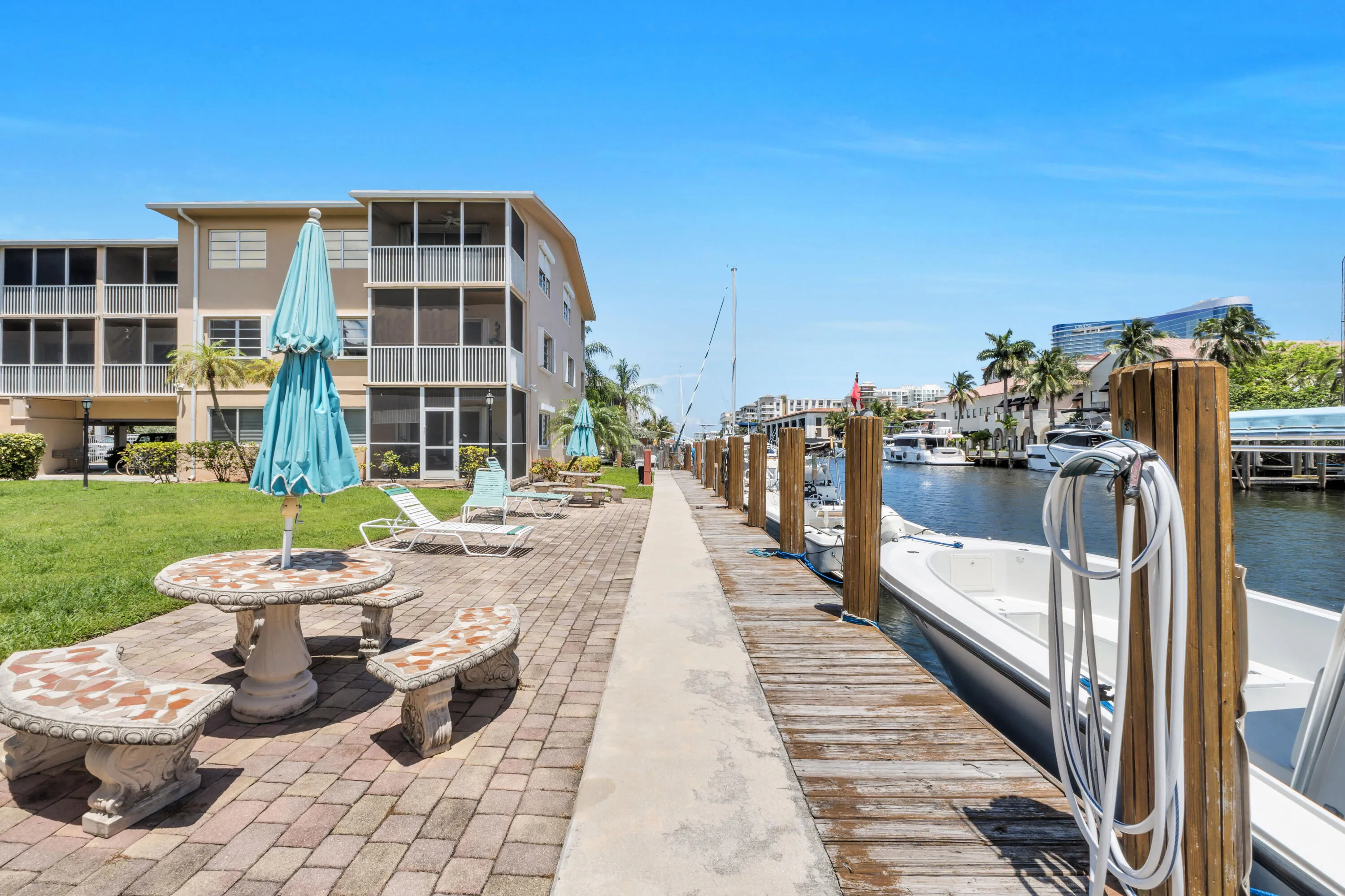1510 SE 15th St-14