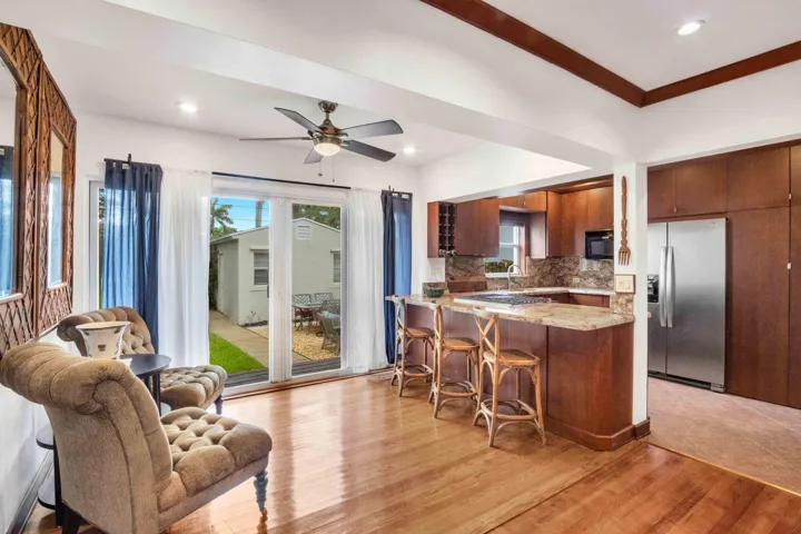 Dining/Kitchen