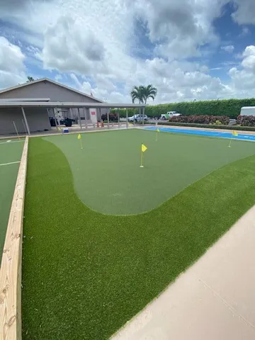 putting green