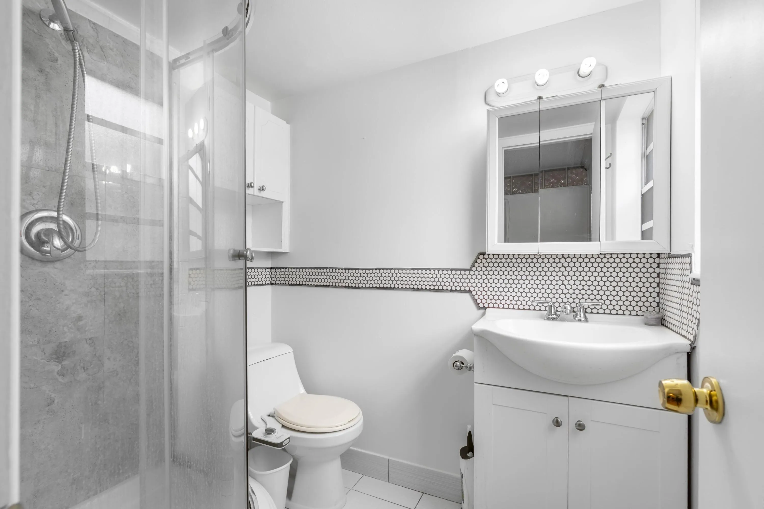 5501 NW 2nd Avenue 213 bathroom