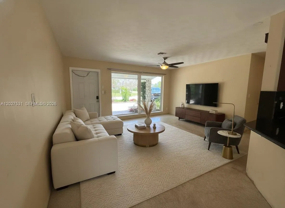 MAIN LIVING ROOM STAGED
