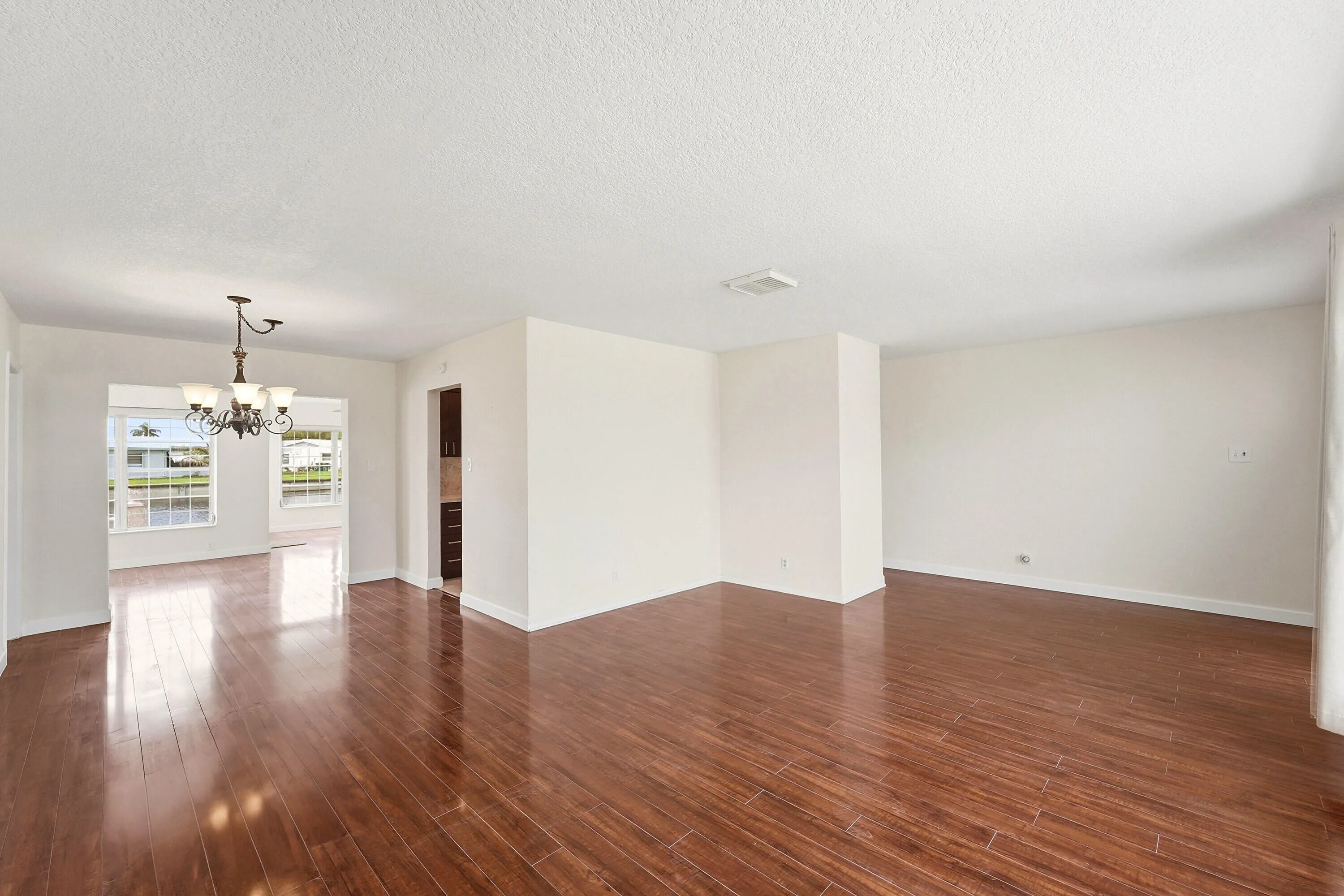 Living/Dining Room