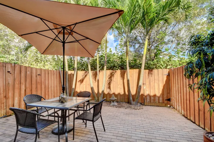 10342 Wellington Parc Dr (10)