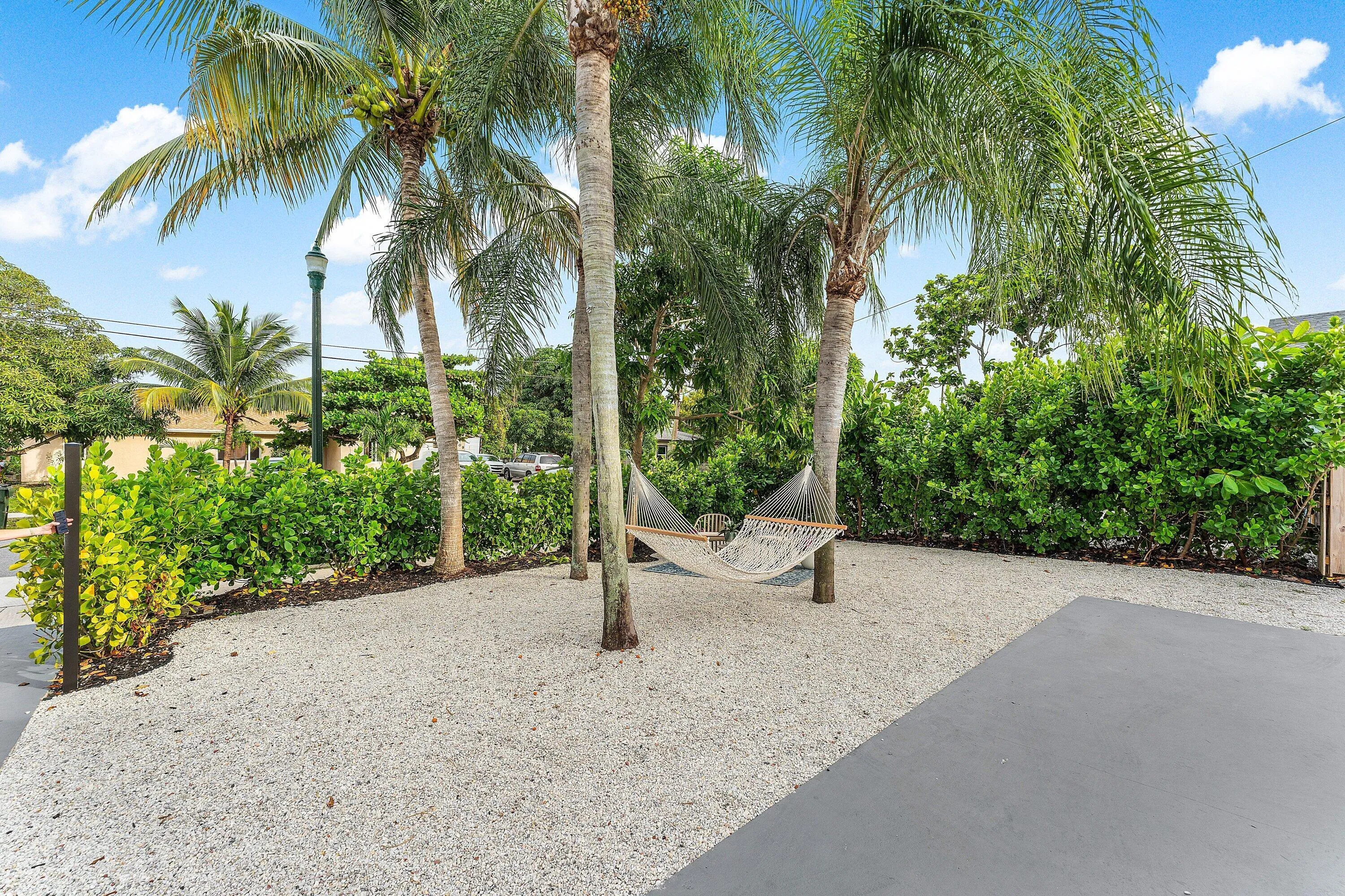 005-608Southeast2ndAvenue-DelrayBeach-FL