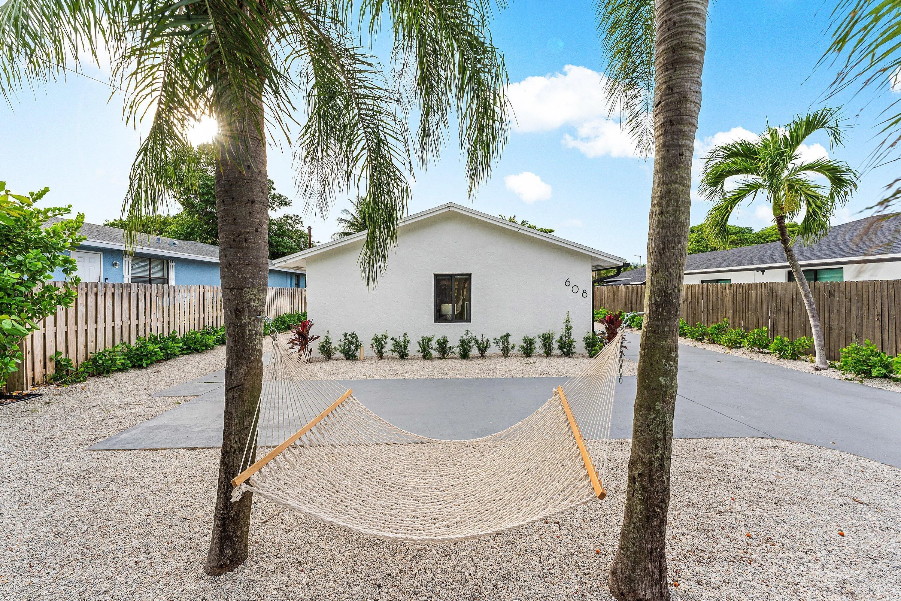 002-608Southeast2ndAvenue-DelrayBeach-FL