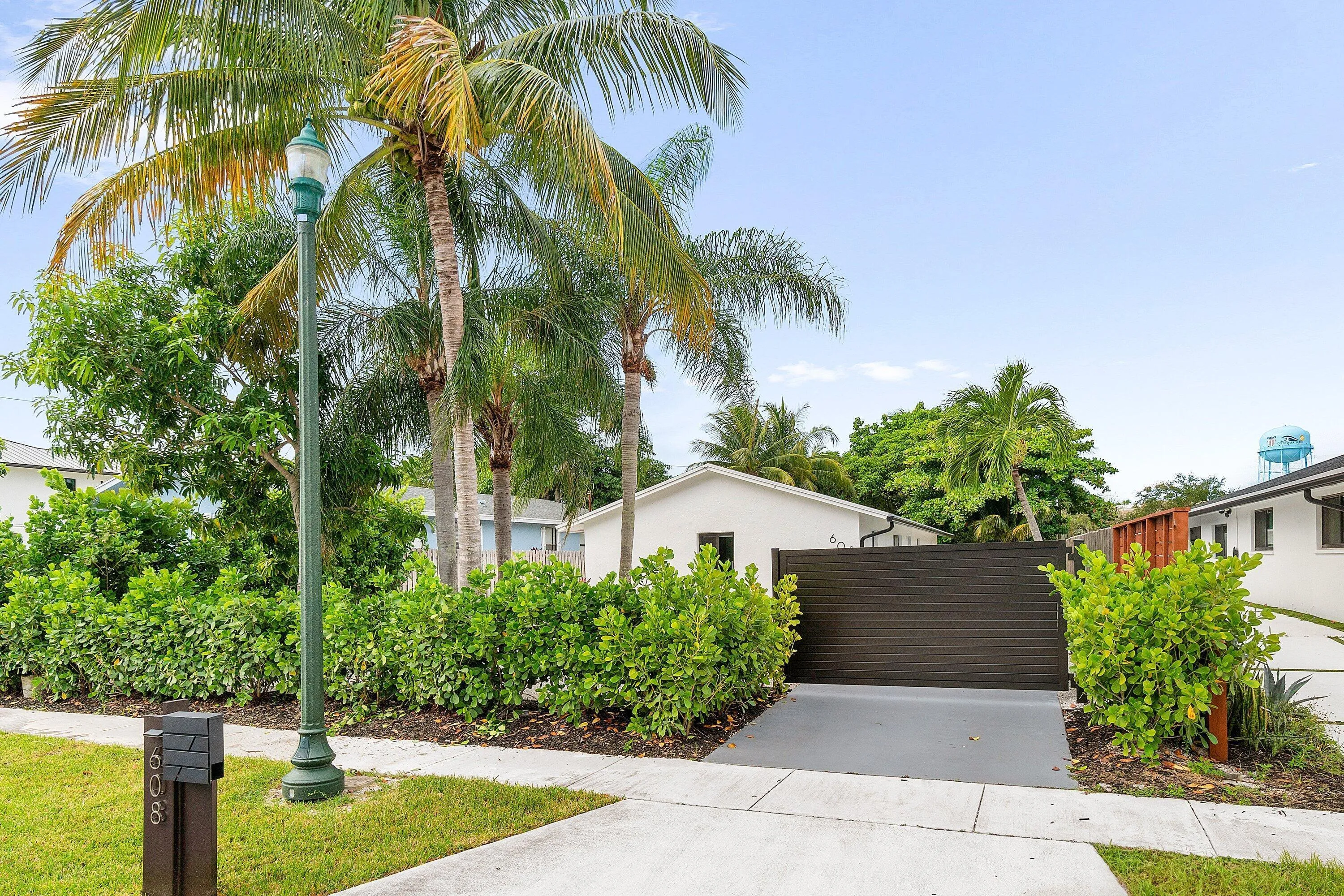 001-608Southeast2ndAvenue-DelrayBeach-FL
