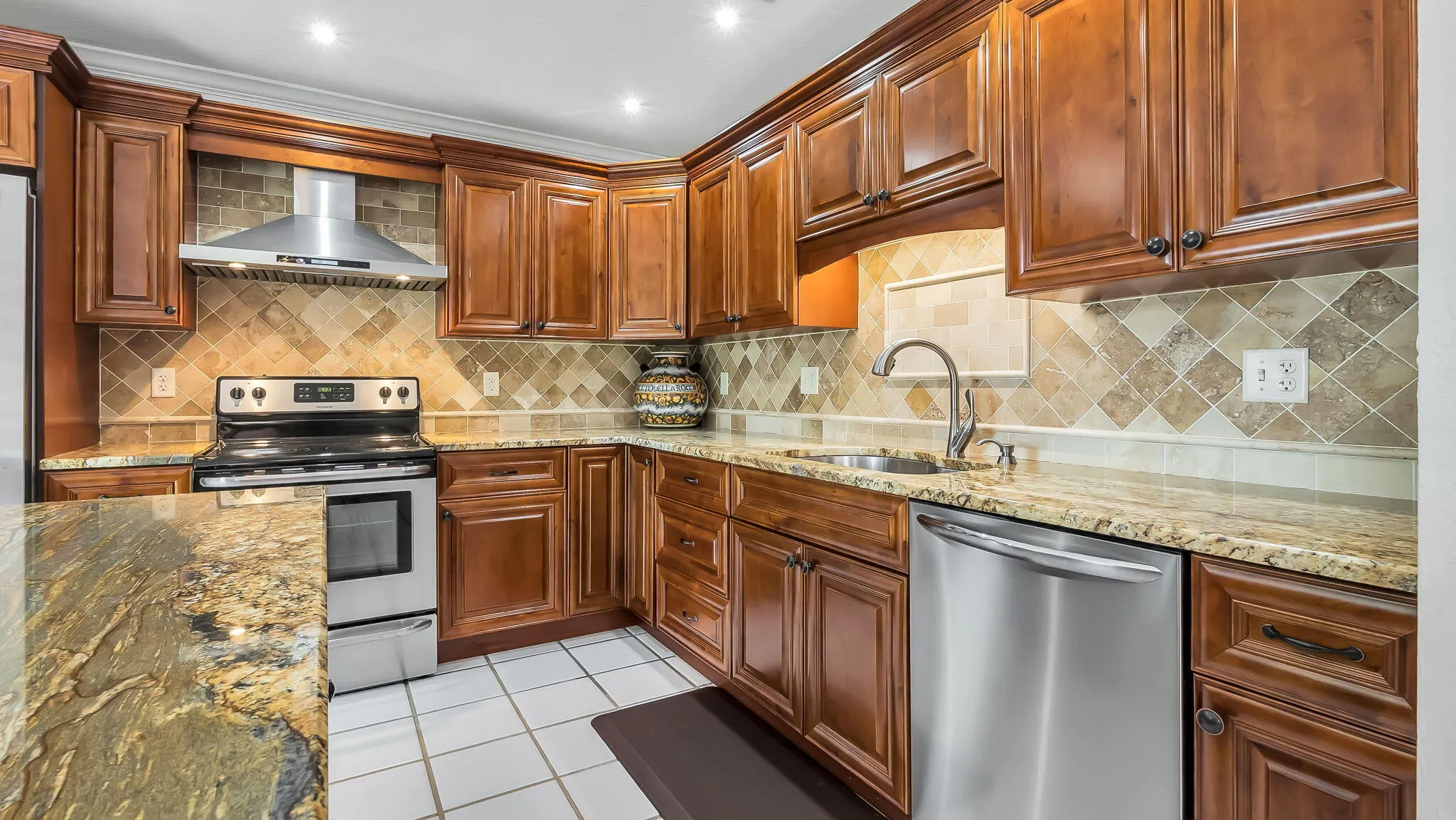 21-web-or-mls-DSC08884