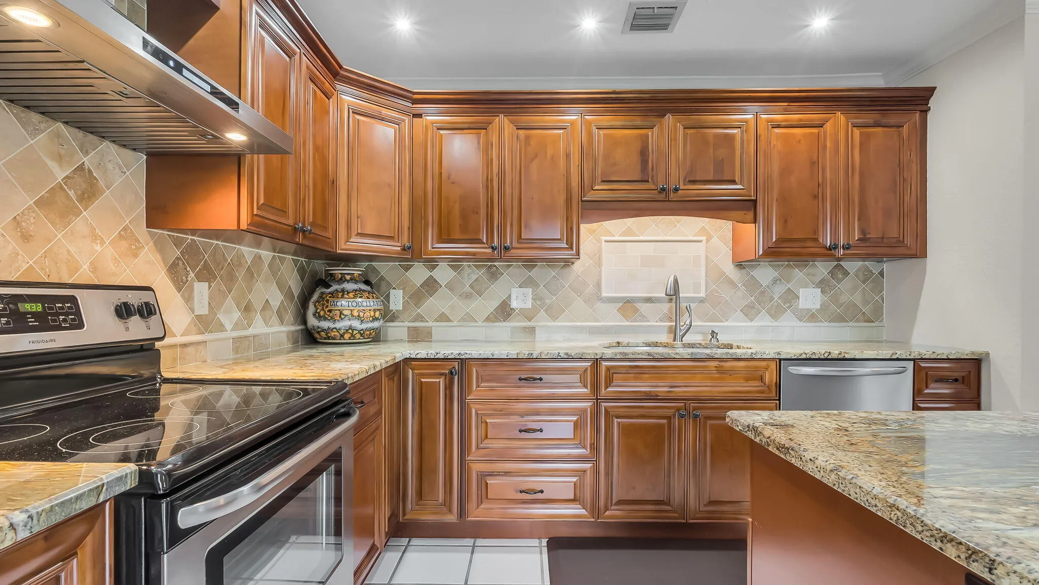 25-web-or-mls-DSC08896