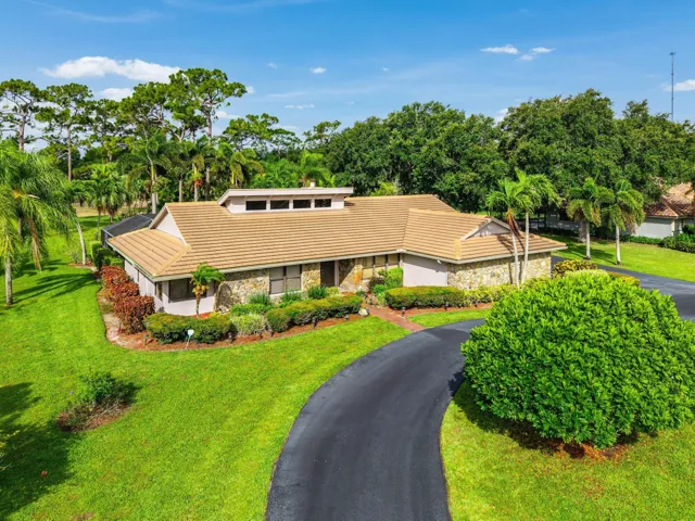 002-9405DundeeDrive-Wellington-FL-33467-