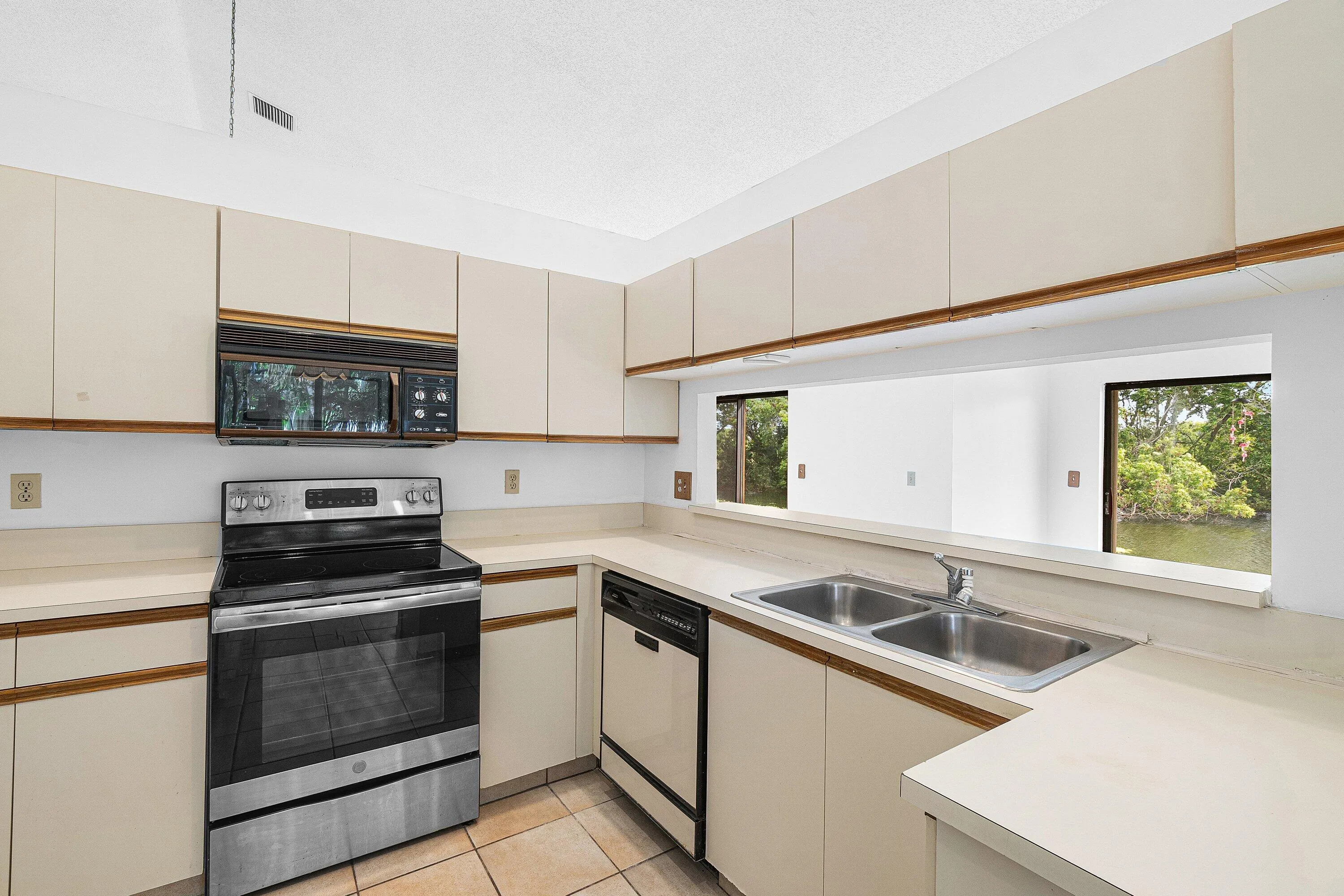 027-9297LaurelGreenDrive-BoyntonBeach-FL