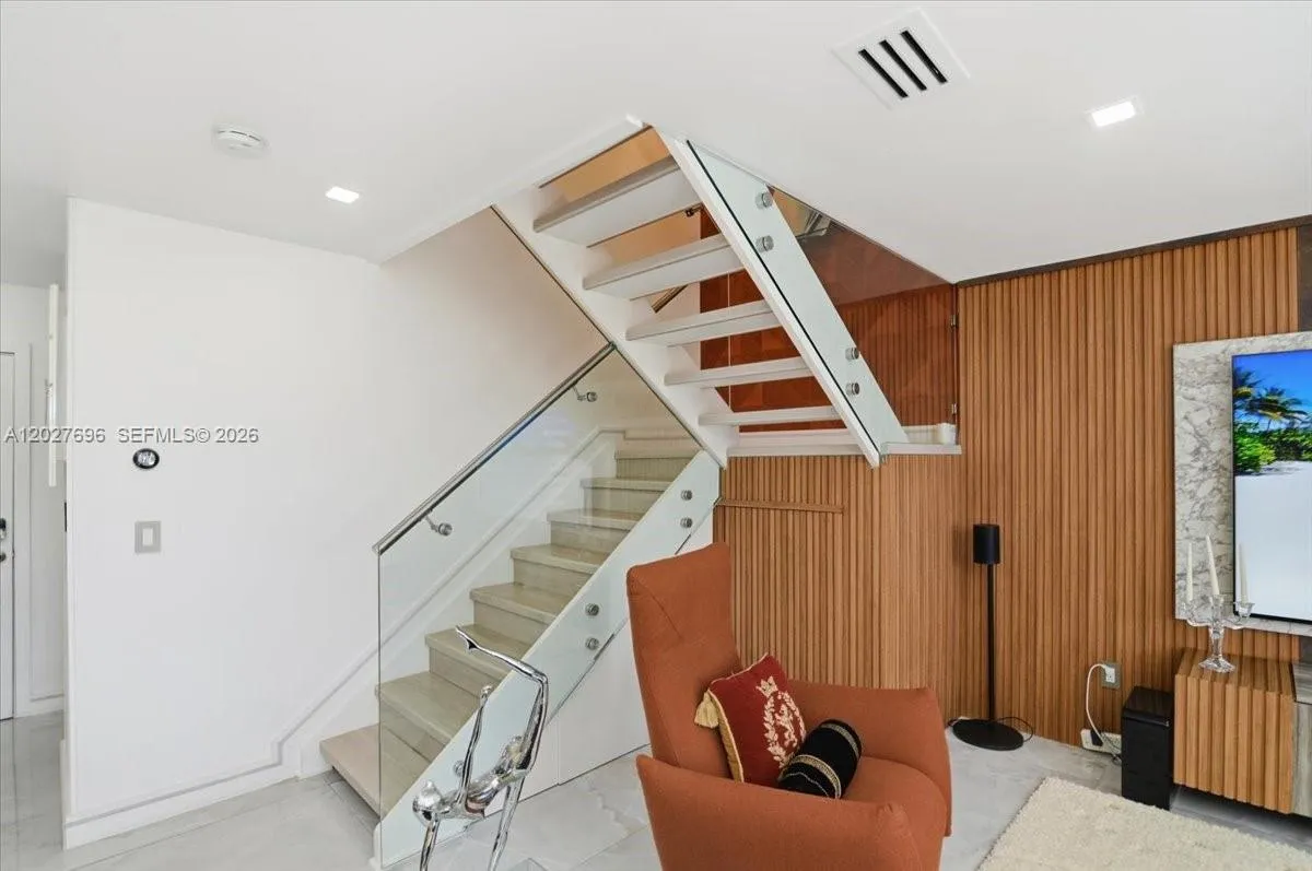 Property photo 92