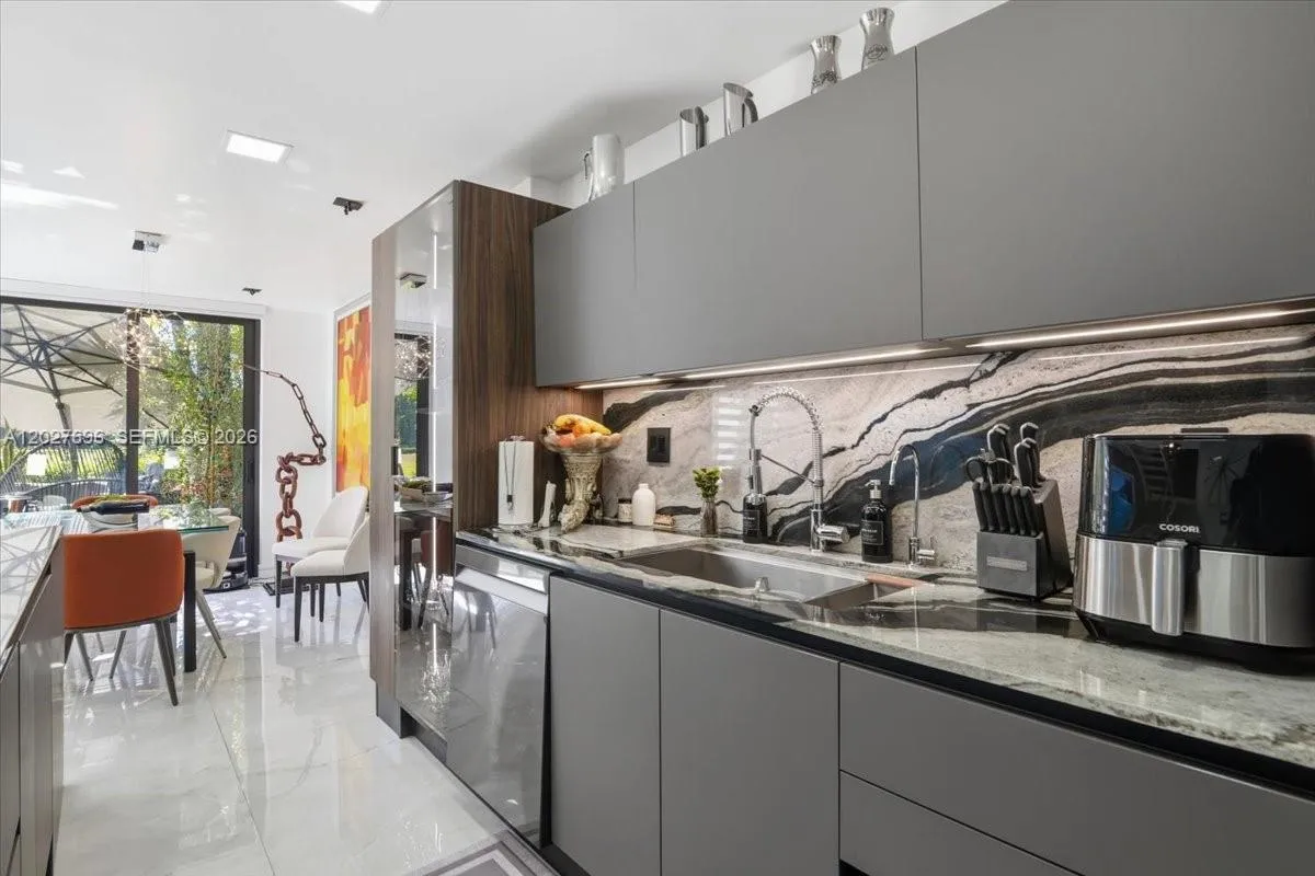 Property photo 132