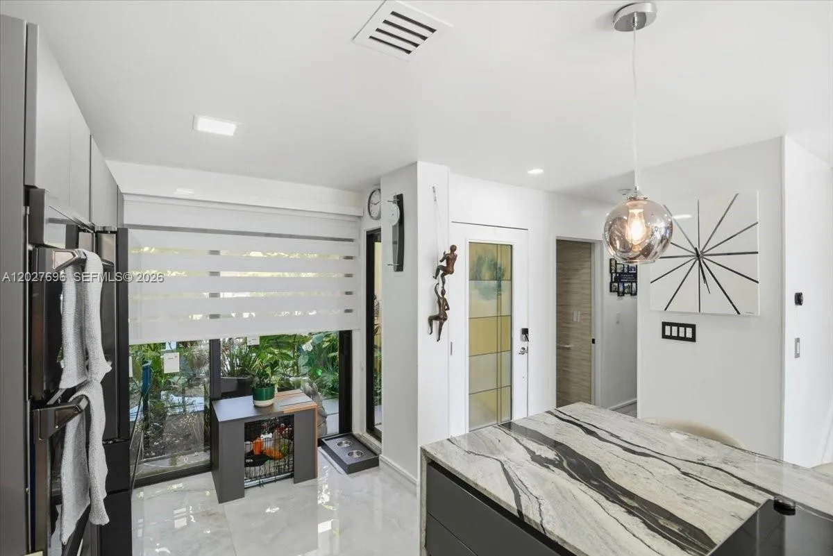 Property photo 114