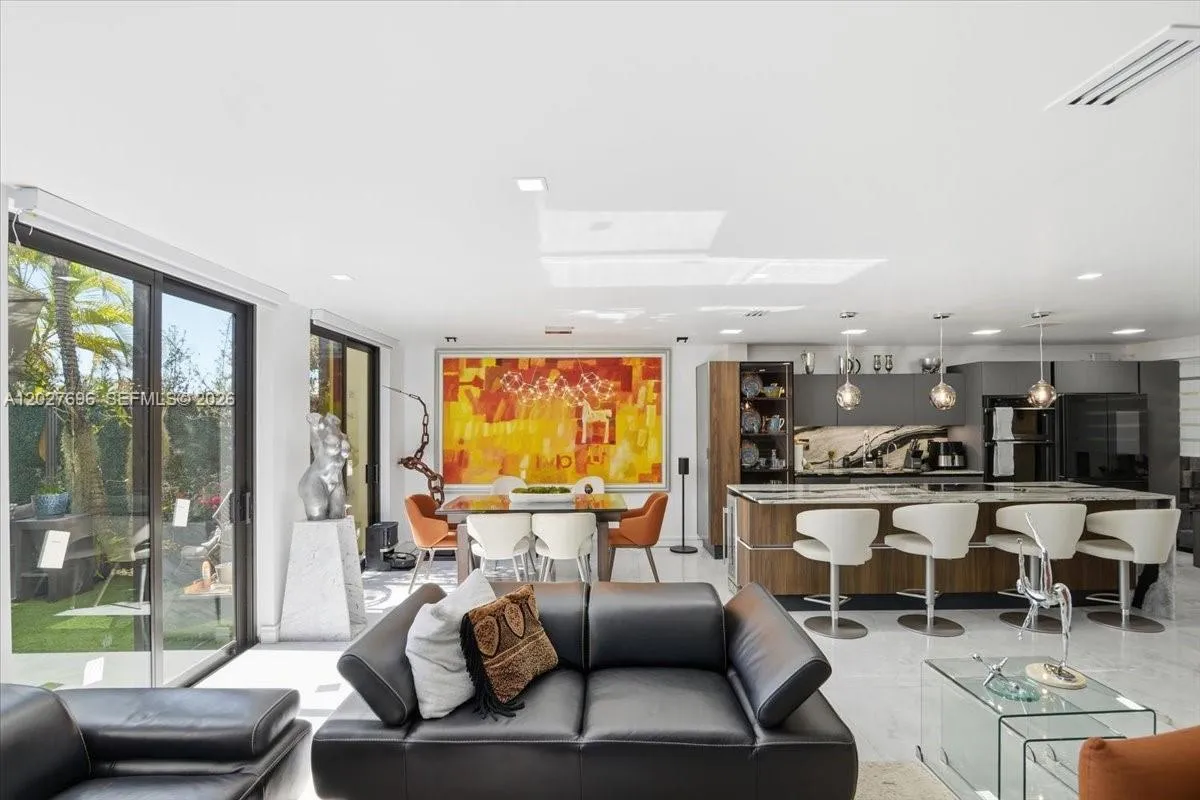 Property photo 98