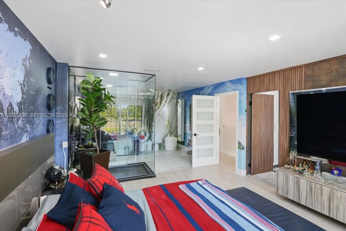 Property photo 64