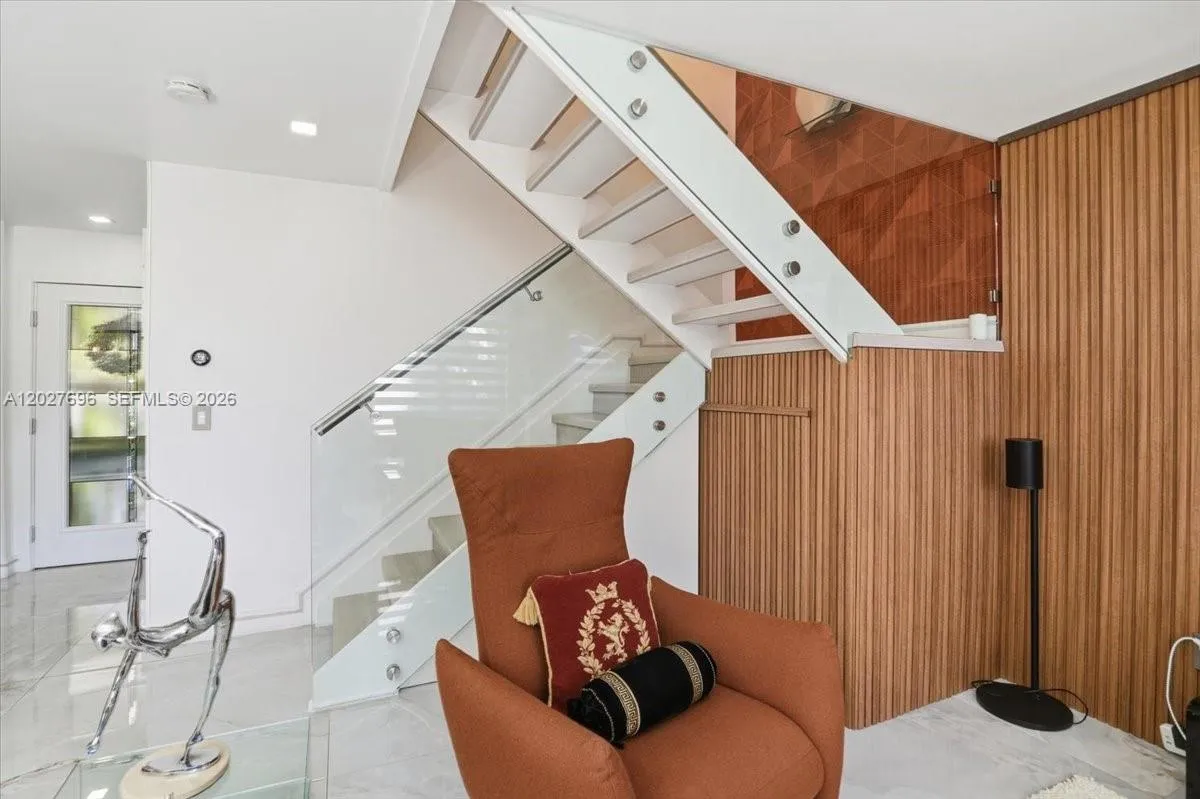 Property photo 101