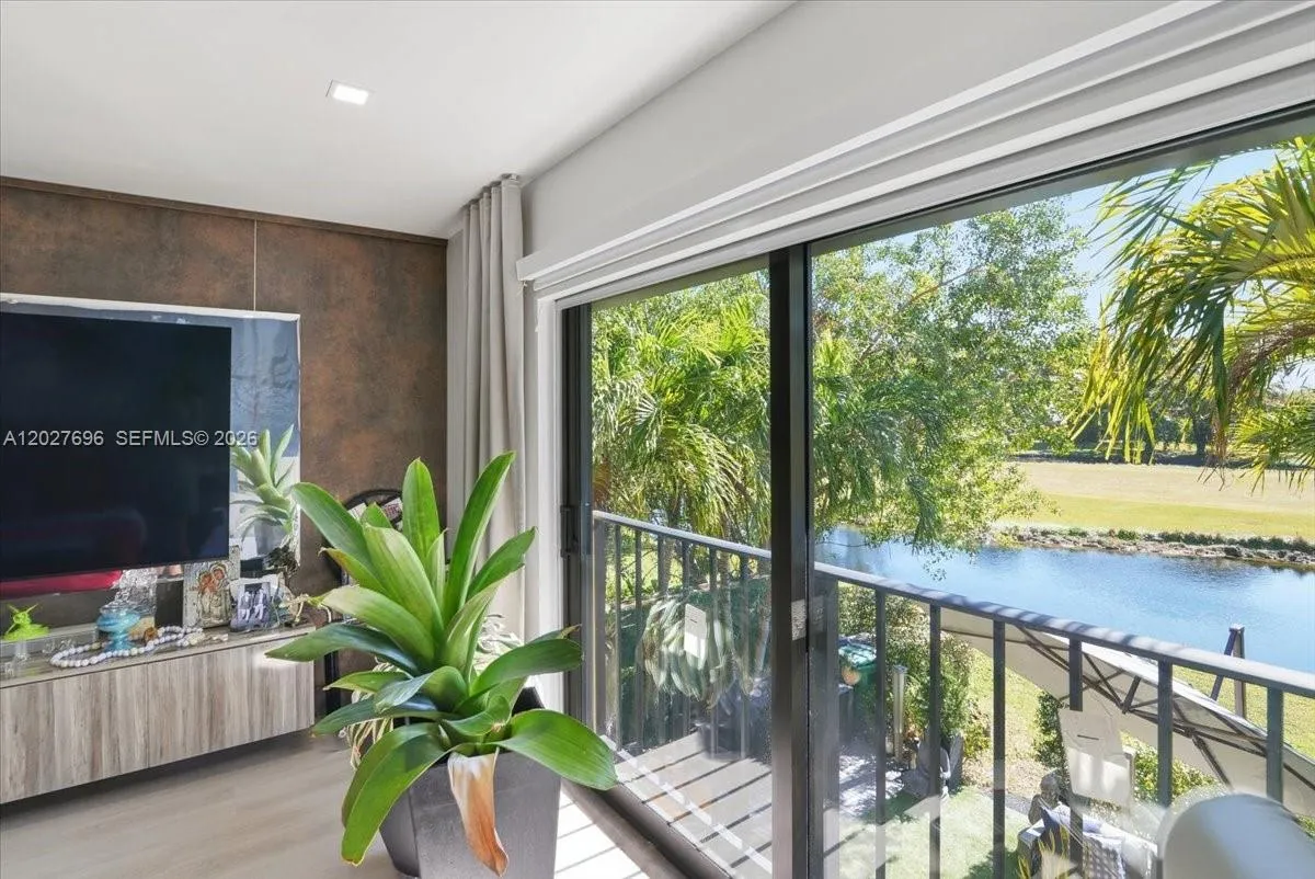 Property photo 63