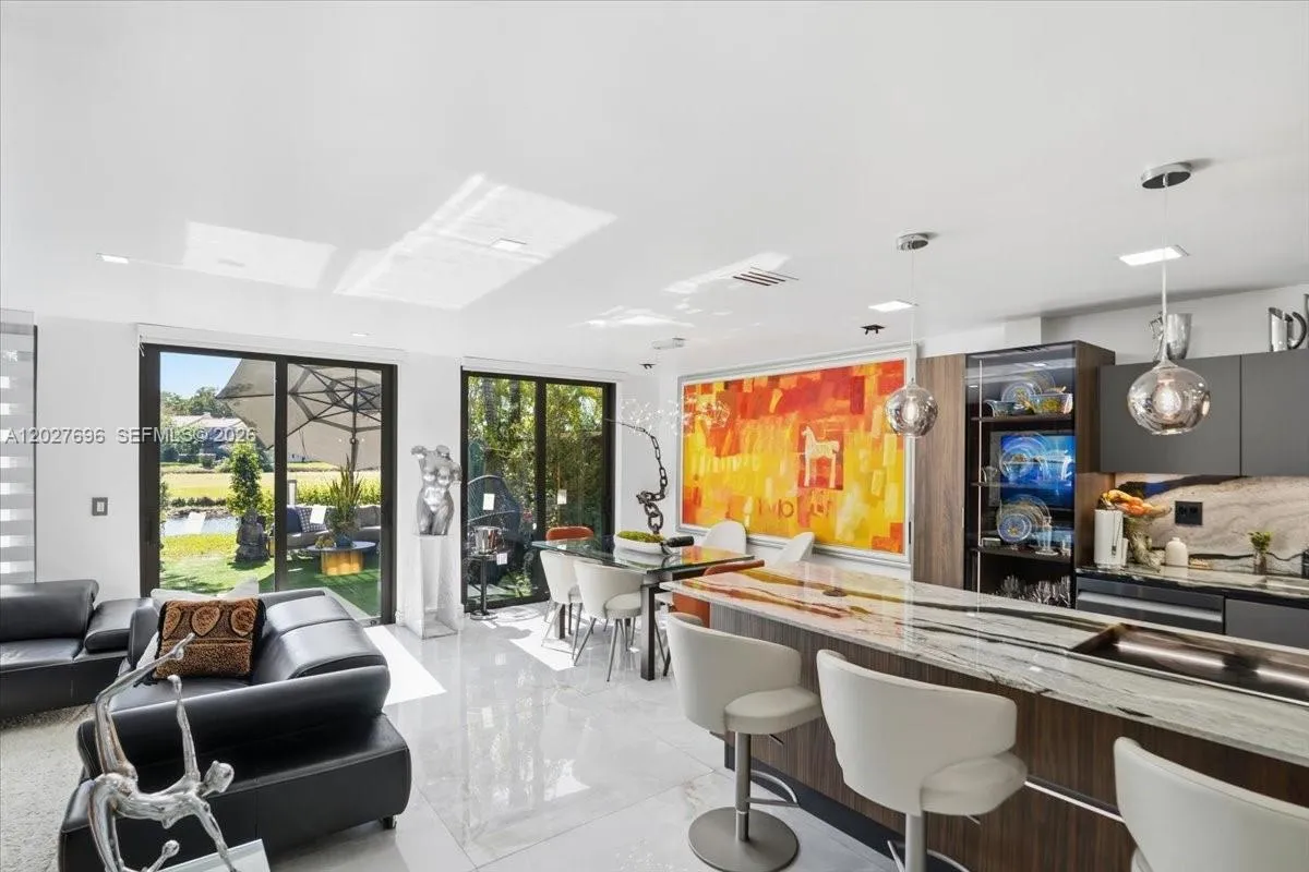 Property photo 109