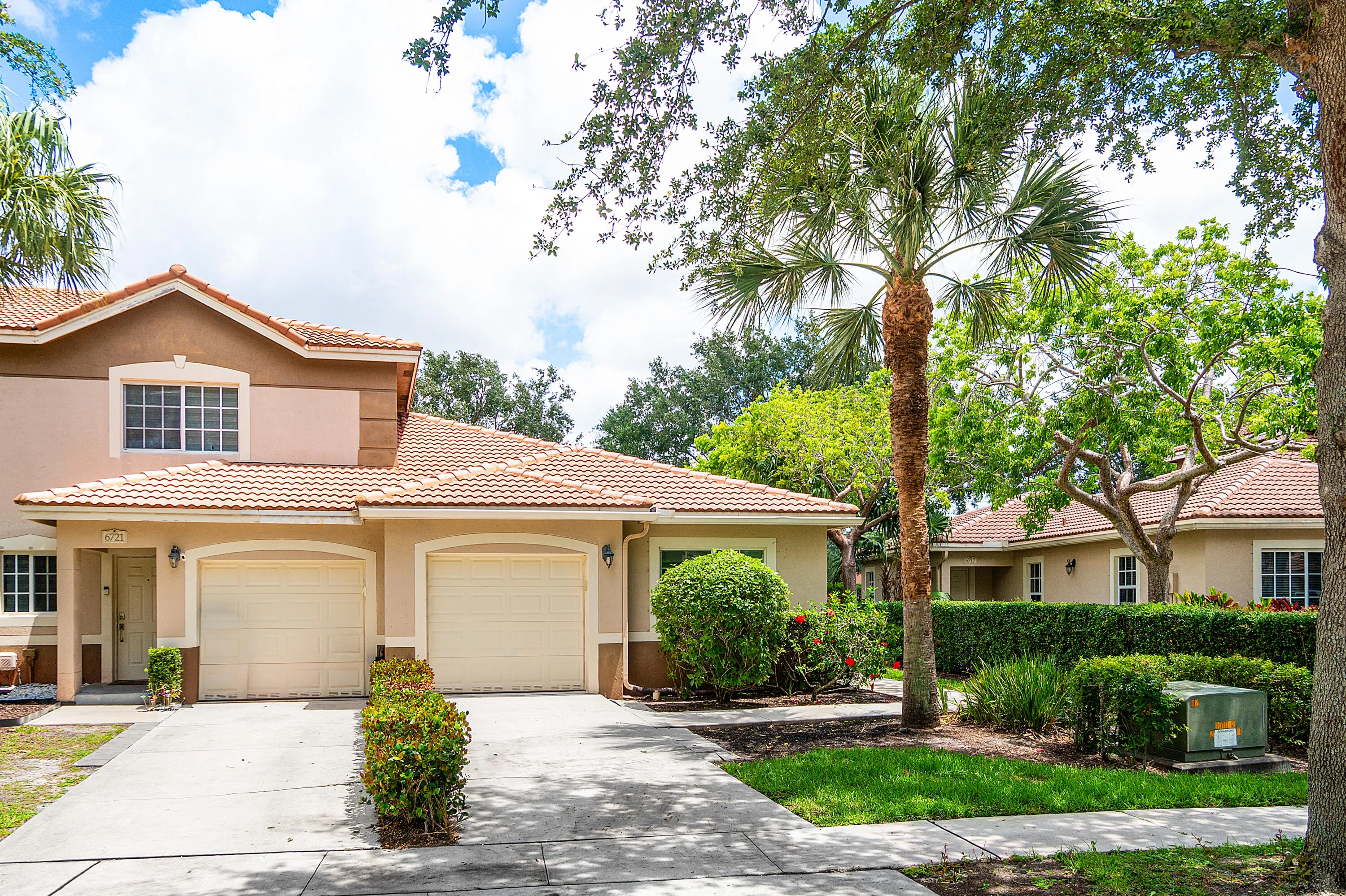 002-6719OldFarmTrail-BoyntonBeach-FL-334